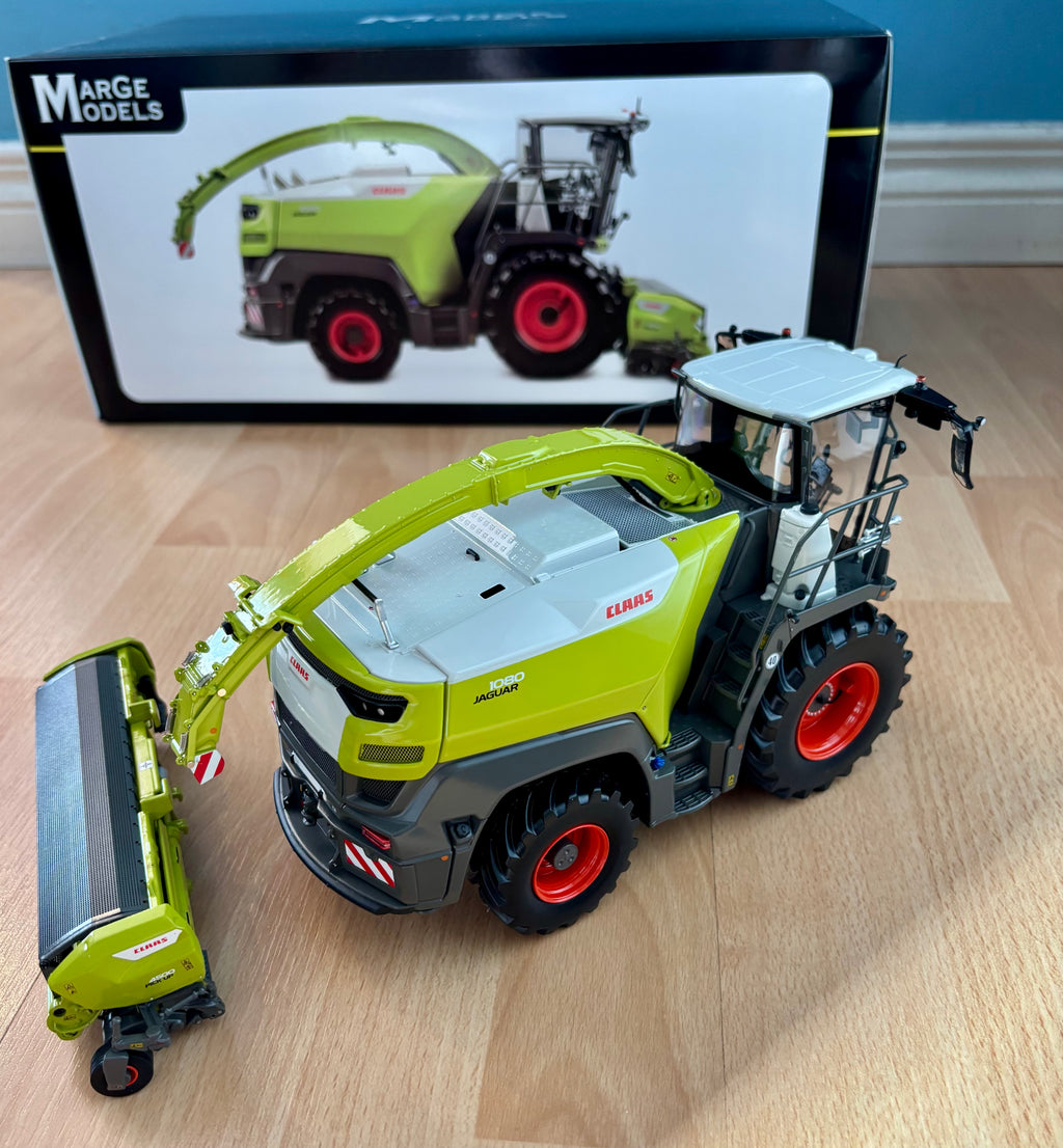 MARGE MODELS 1:32 SCALE CLAAS JAGUAR 1080 WITH GRASS PICK UP 4500