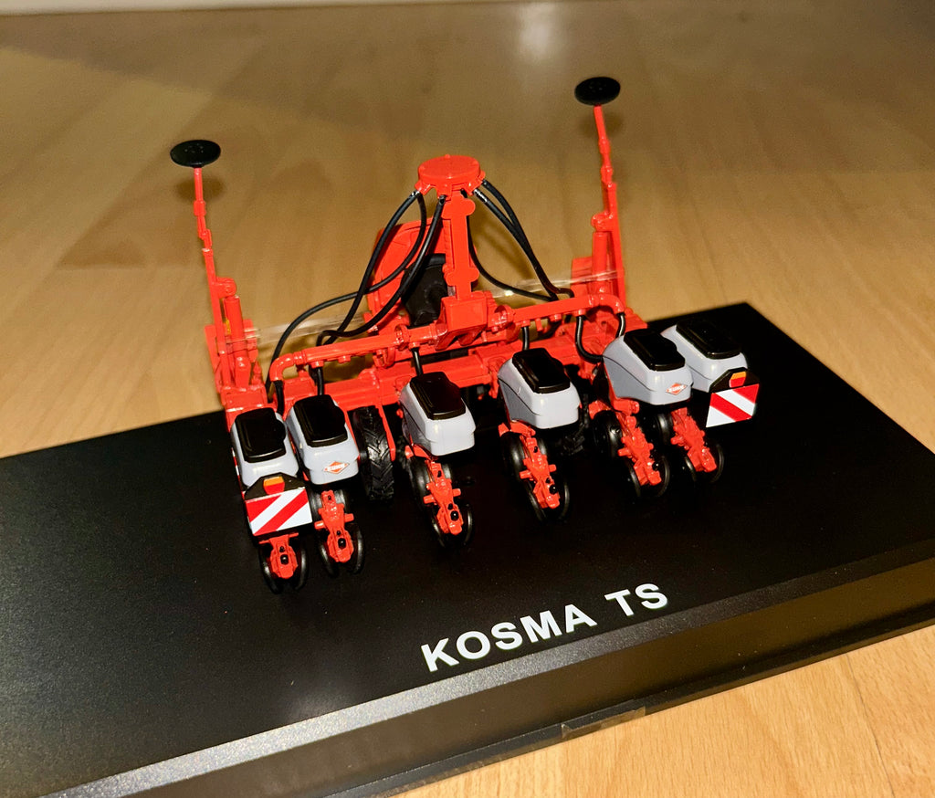 REPLICAGRI KUHN KOSMA TS6 MAIZE DRILL WITH HOPPERS 1:32 SCALE
