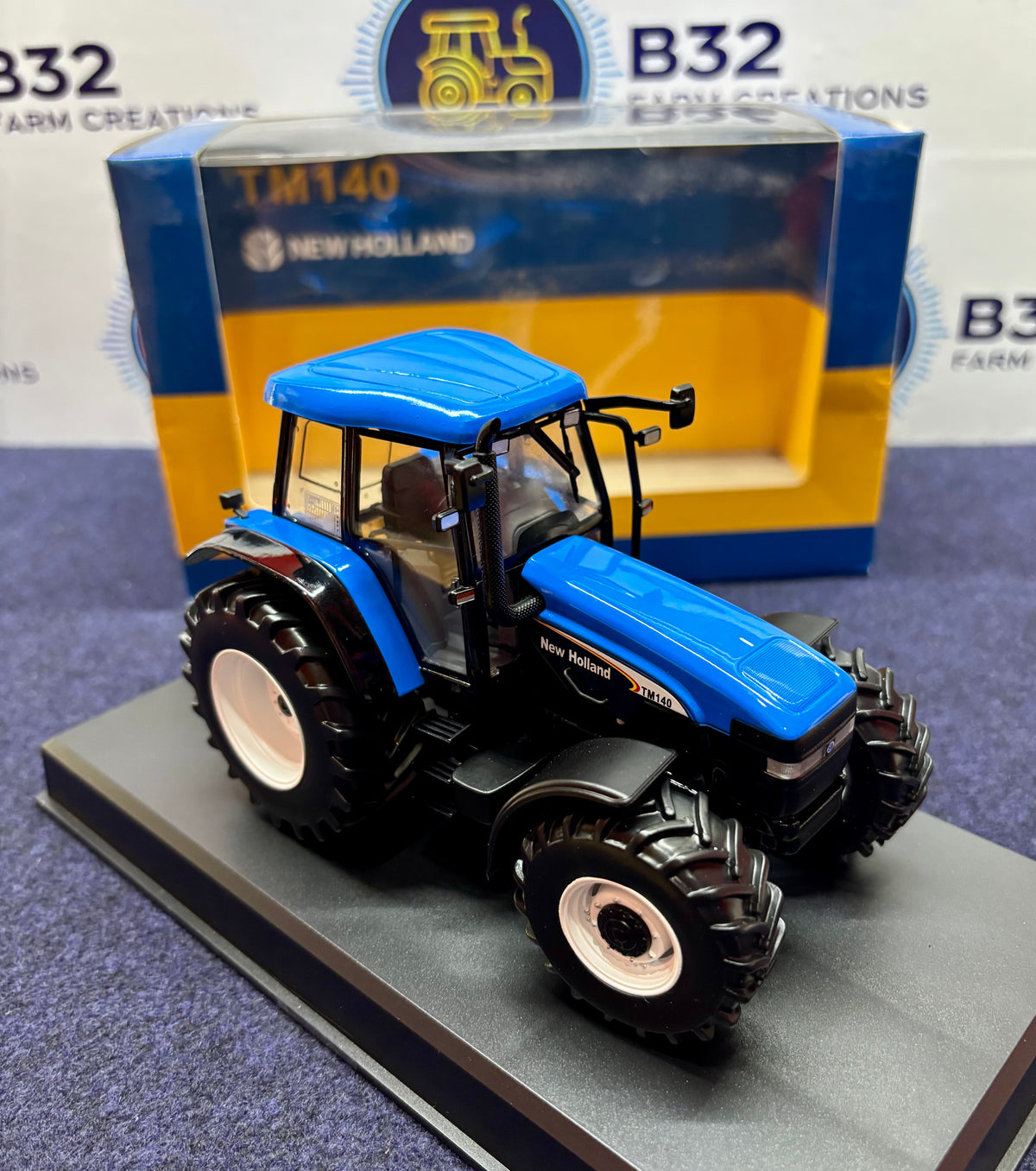 REPLICAGRI NEW HOLLAND TM140 TRACTOR 1:32 SCALE