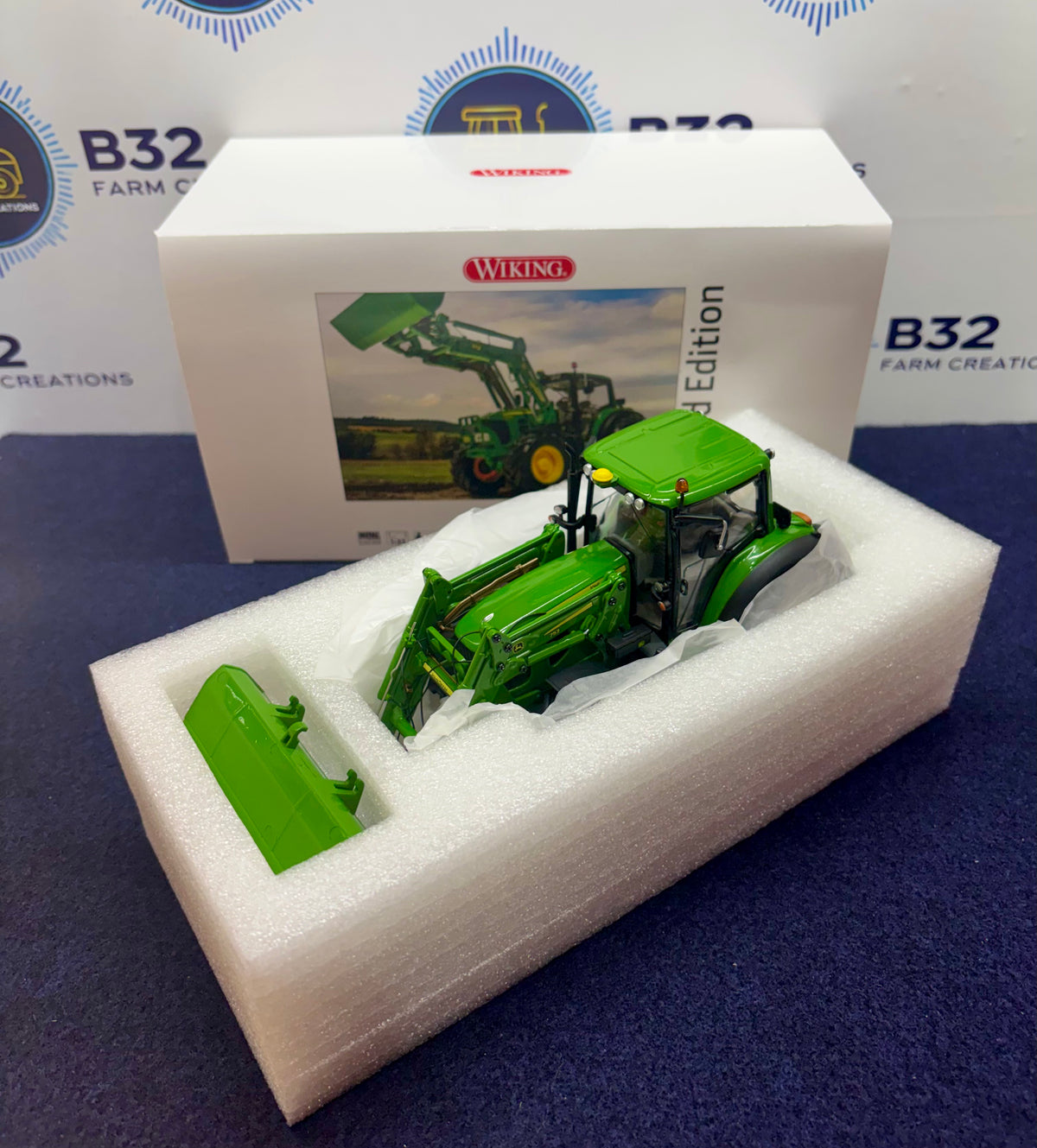 Wiking John Deere 6930 With Front Loader 1:32 Scale Limited Edition