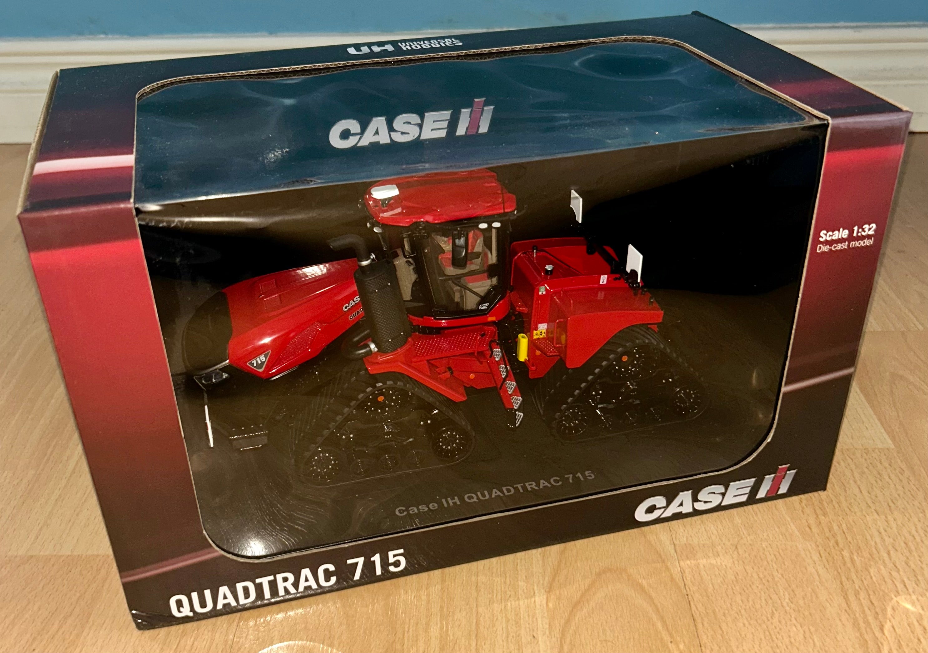 UNIVERSAL HOBBIES CASE IH QUADTRAC 715 1.32 SCALE