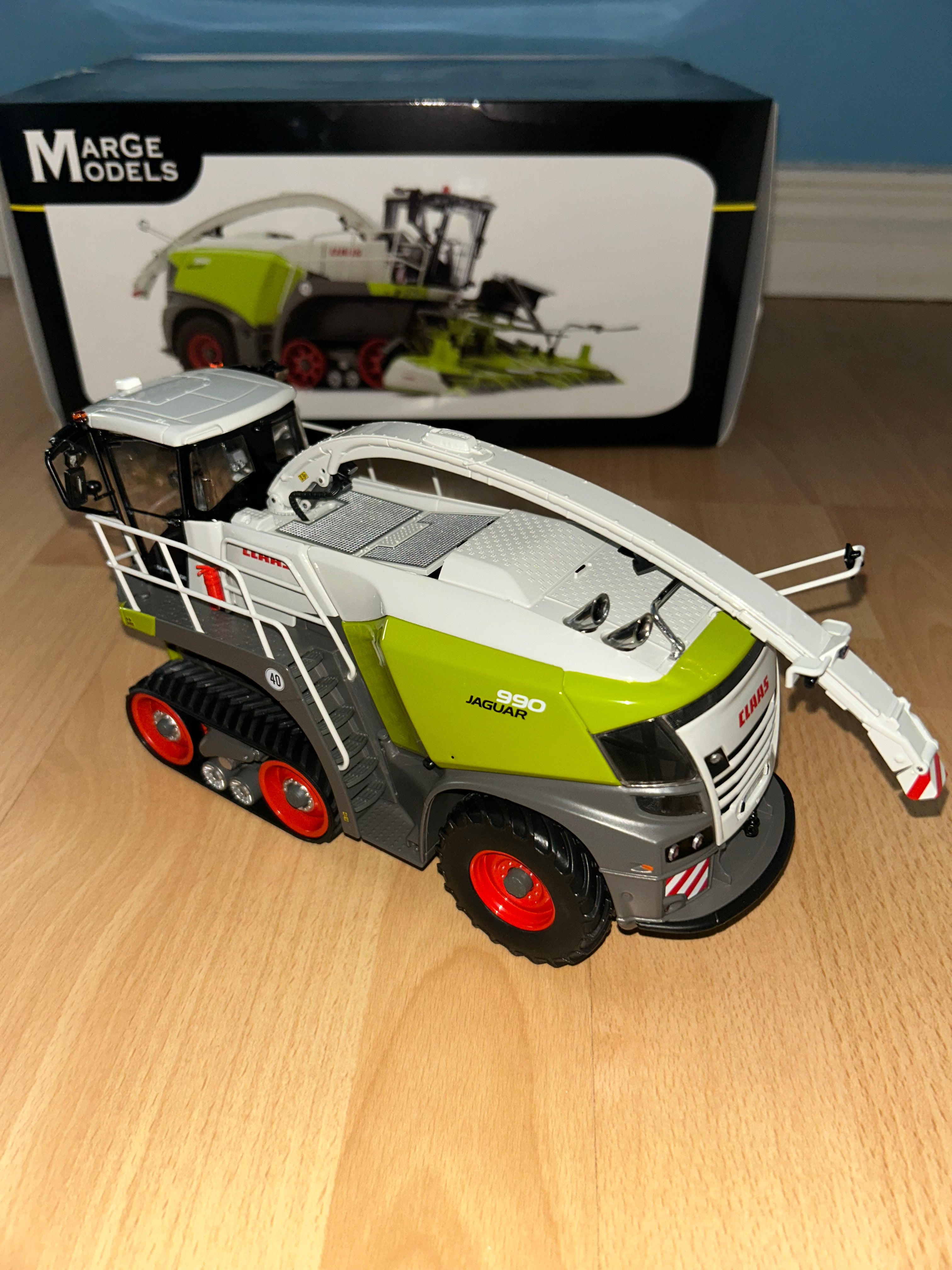 Marge Models Claas Jaguar 990 Terra Track Forage harvester 1:32 Scale