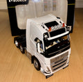 MARGE MODELS 1:32 SCALE VOLVO FH5 6X2 LORRY IN WHITE