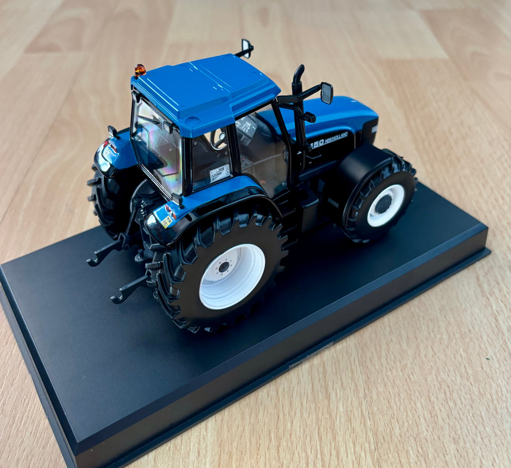 REPLICAGRI NEW HOLLAND TM150 TRACTOR 1:32 SCALE