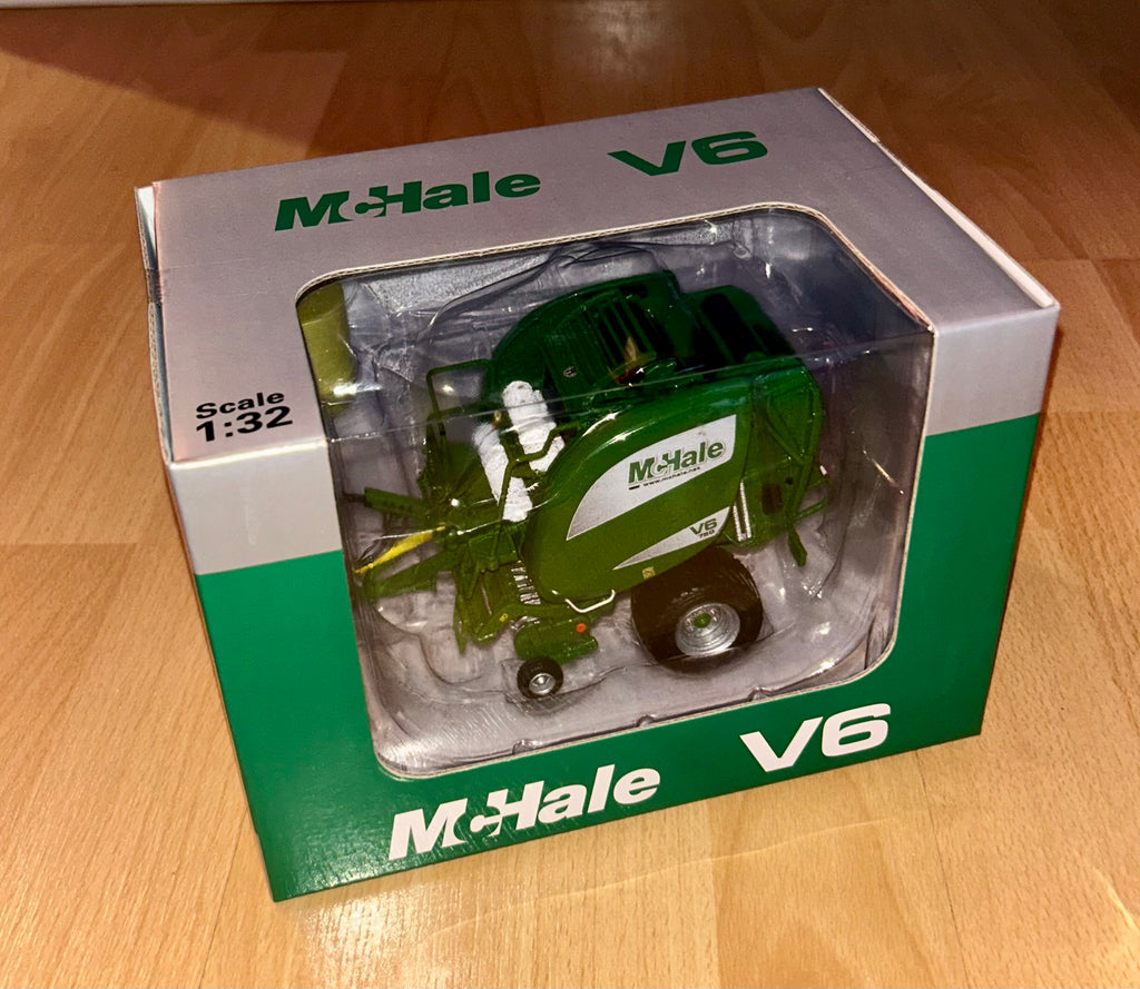 Usk McHale V6750 Round Baler 1:32 Scale