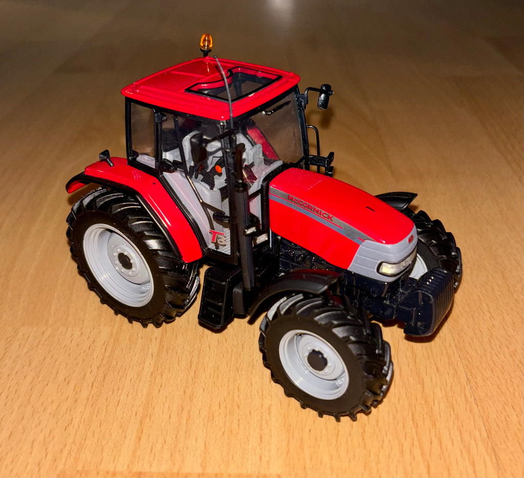Universal Hobbies 1:32 Scale McCormick MC130 T3 Tractor