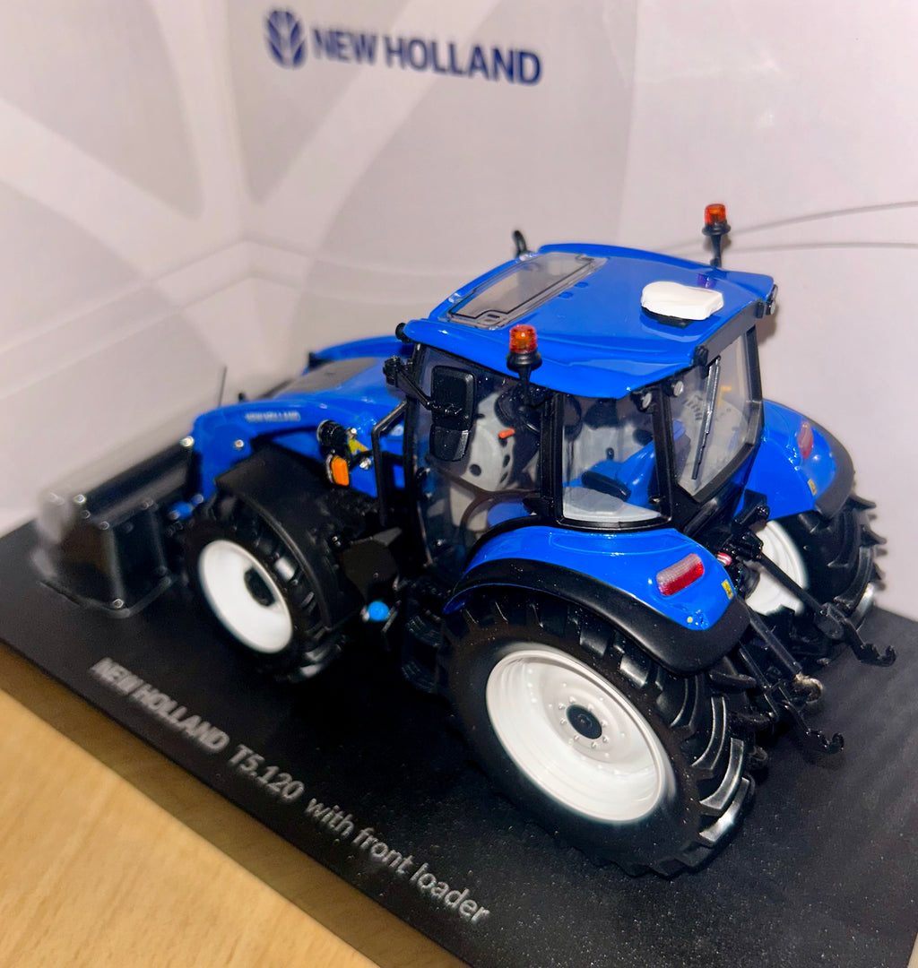 Universal Hobbies New Holland T5.120 Dual Command With Front Loader 1:32 Scale