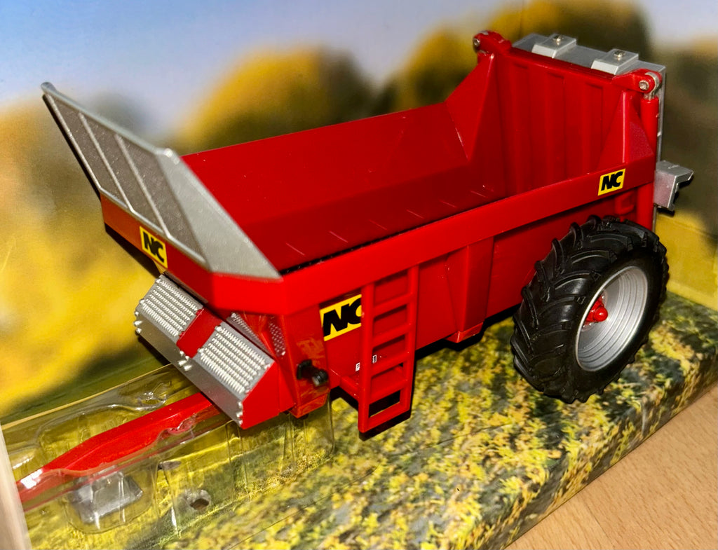 Britains NC Muck Spreader 1:32 Scale