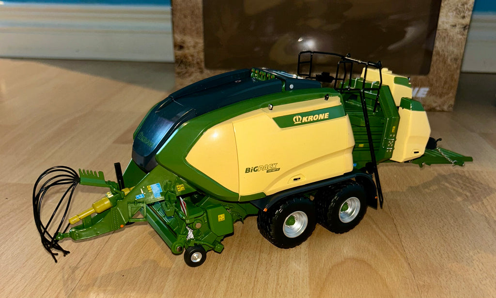 ROS 1:32 SCALE KRONE BIGPACK 1290 HDP VC BIG BALER