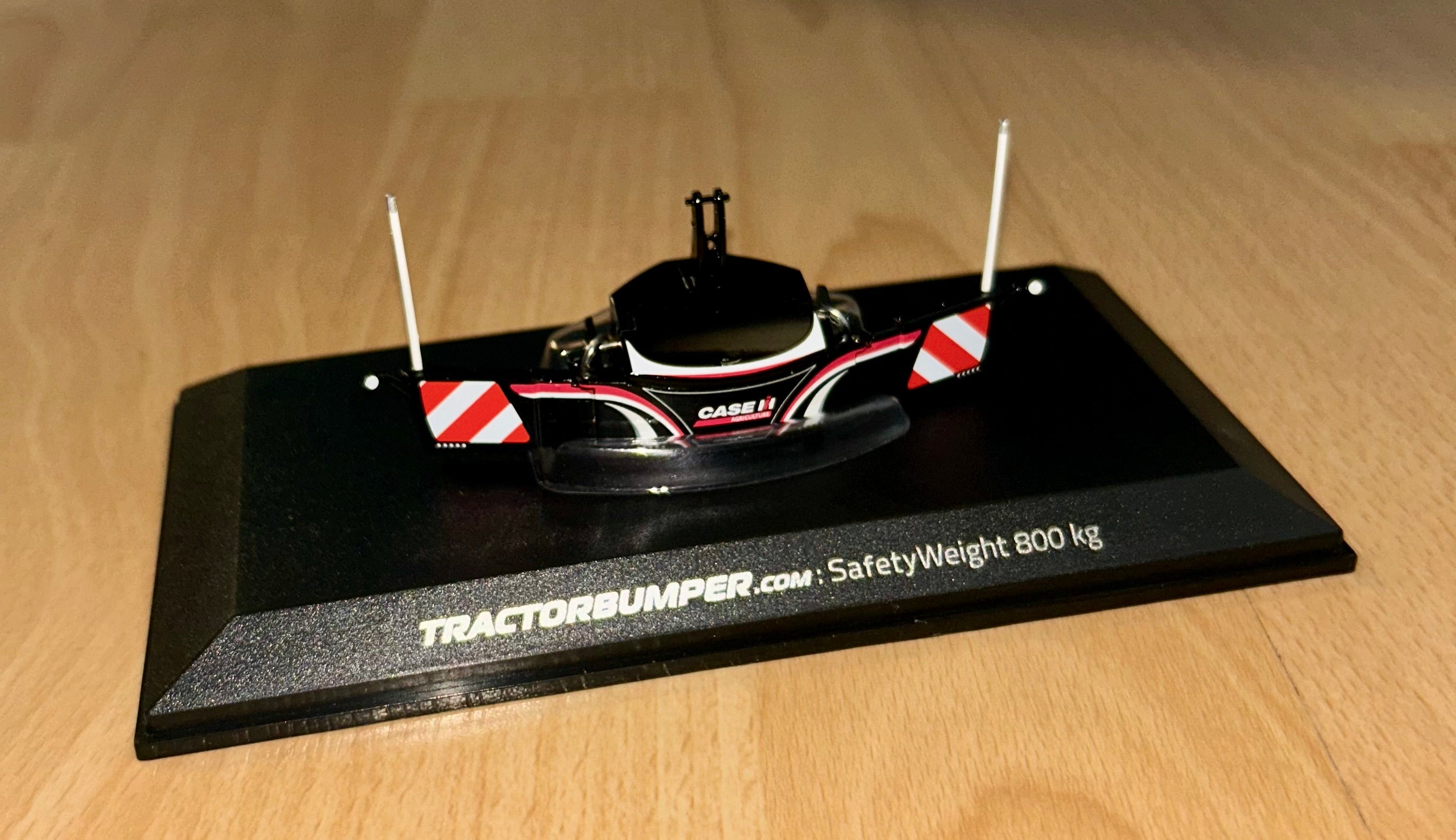 UH 1:32 Scale Tractor Bumper Safety Weight 800kg Case IH