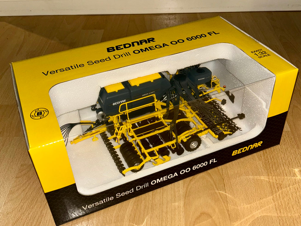 ROS BEDNAR OMEGA OO 6000FL TRAILED DRILL, 1:32 SCALE