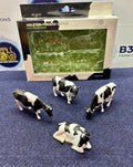 AT COLLECTIONS 1:32 SCALE HOLSTEIN FRIESIAN CATTLE WITH ROBOT TRANSPONDERS