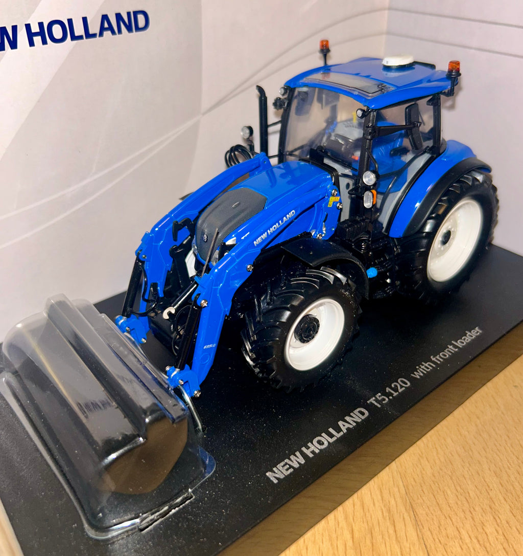 Universal Hobbies New Holland T5.120 Dual Command With Front Loader 1:32 Scale