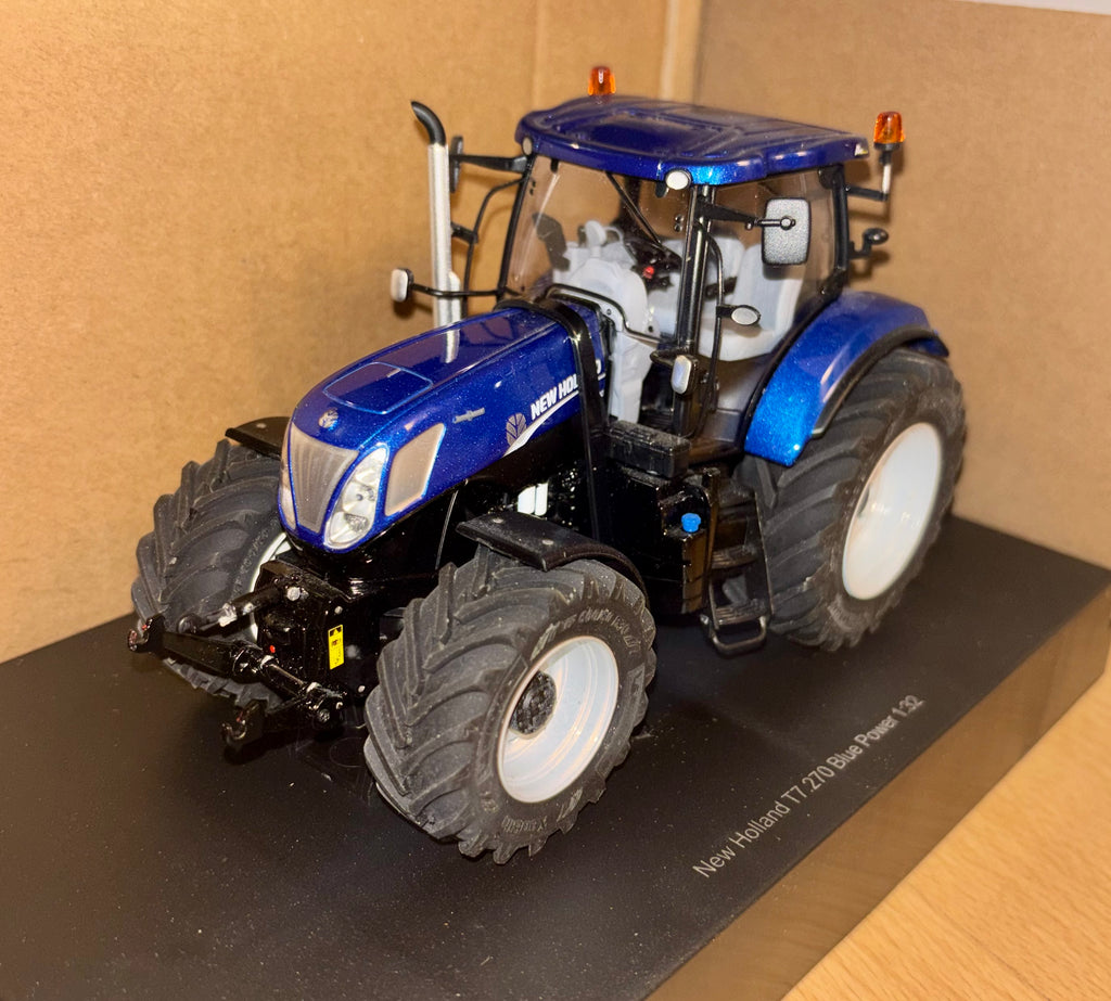 ROS 1:32 SCALE NEW HOLLAND T7.270 BLUE POWER TRACTOR WITH P32 WHEELS FITTED