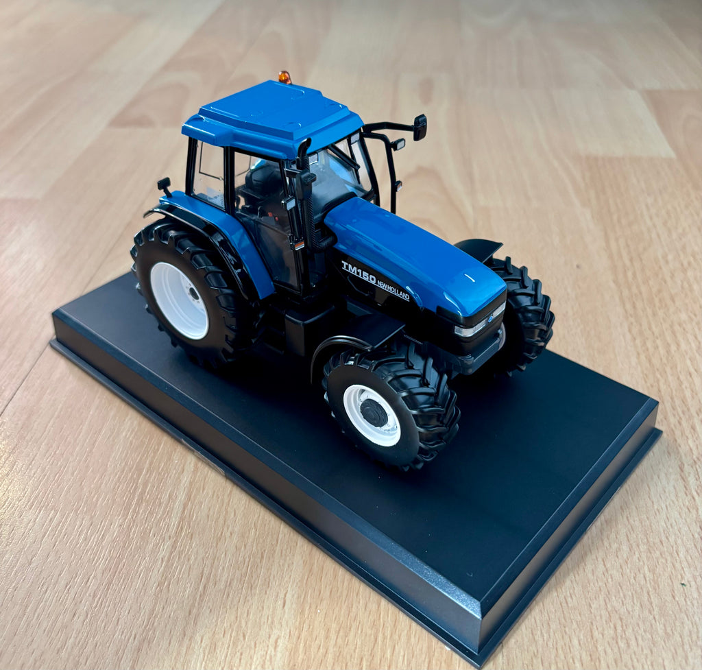 REPLICAGRI NEW HOLLAND TM150 TRACTOR 1:32 SCALE