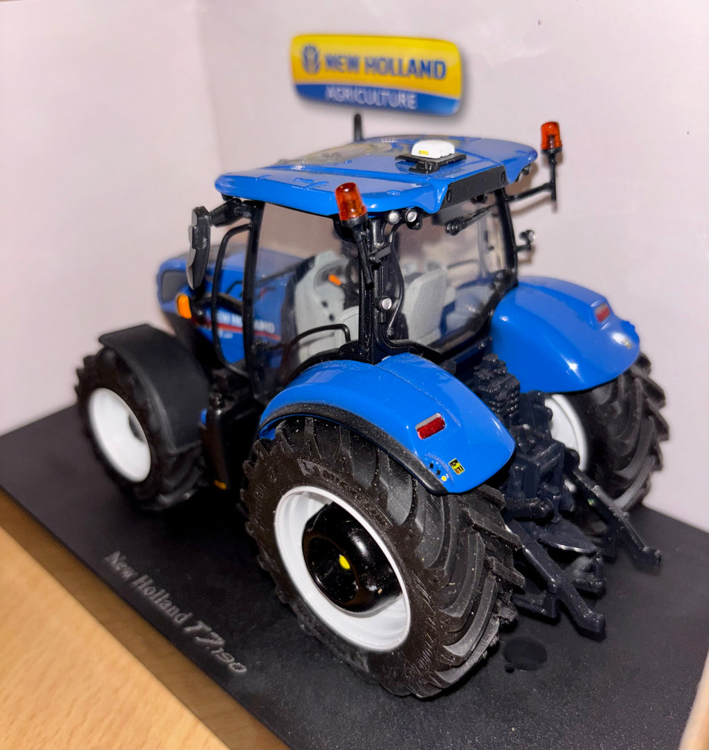 Universal Hobbies New Holland T7.245 Conversion 1:32 Scale - P32 Wheels