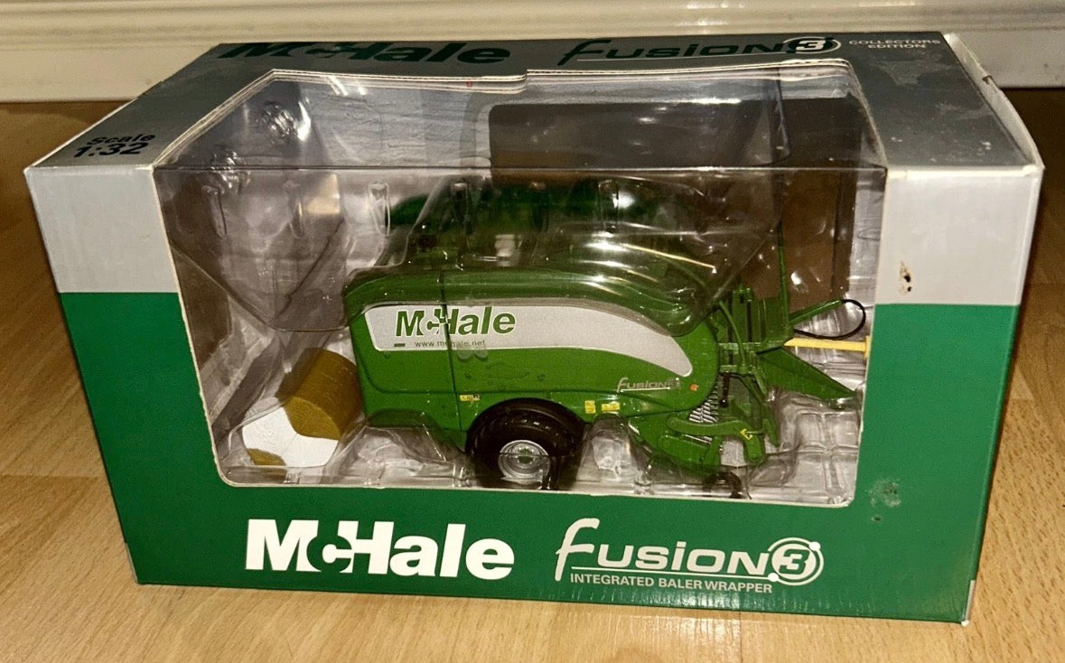USK Mchale Fusion 3 Round Baler 1:32 Scale