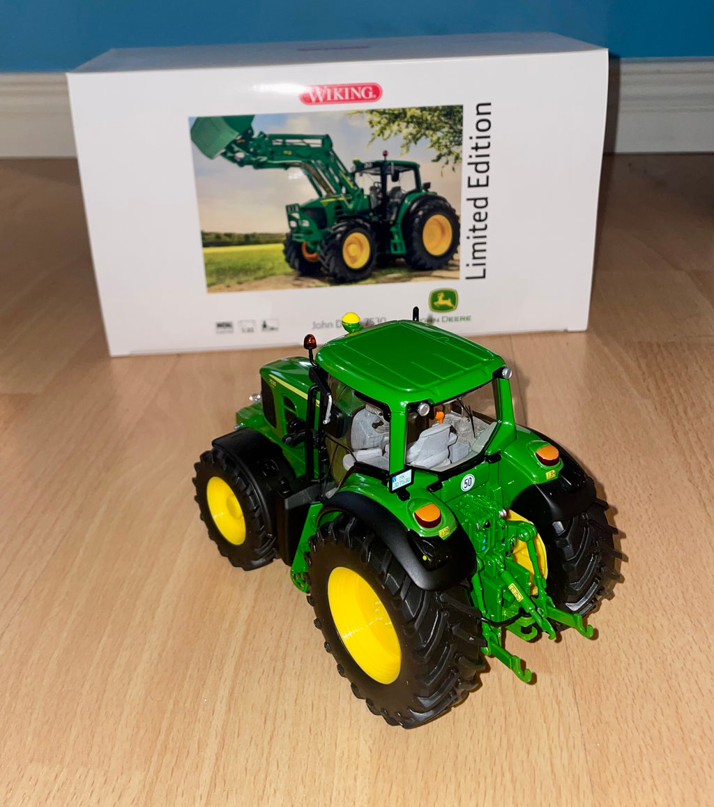 Wiking John Deere 7530 with front weight 1:32 Scale Limited Edition