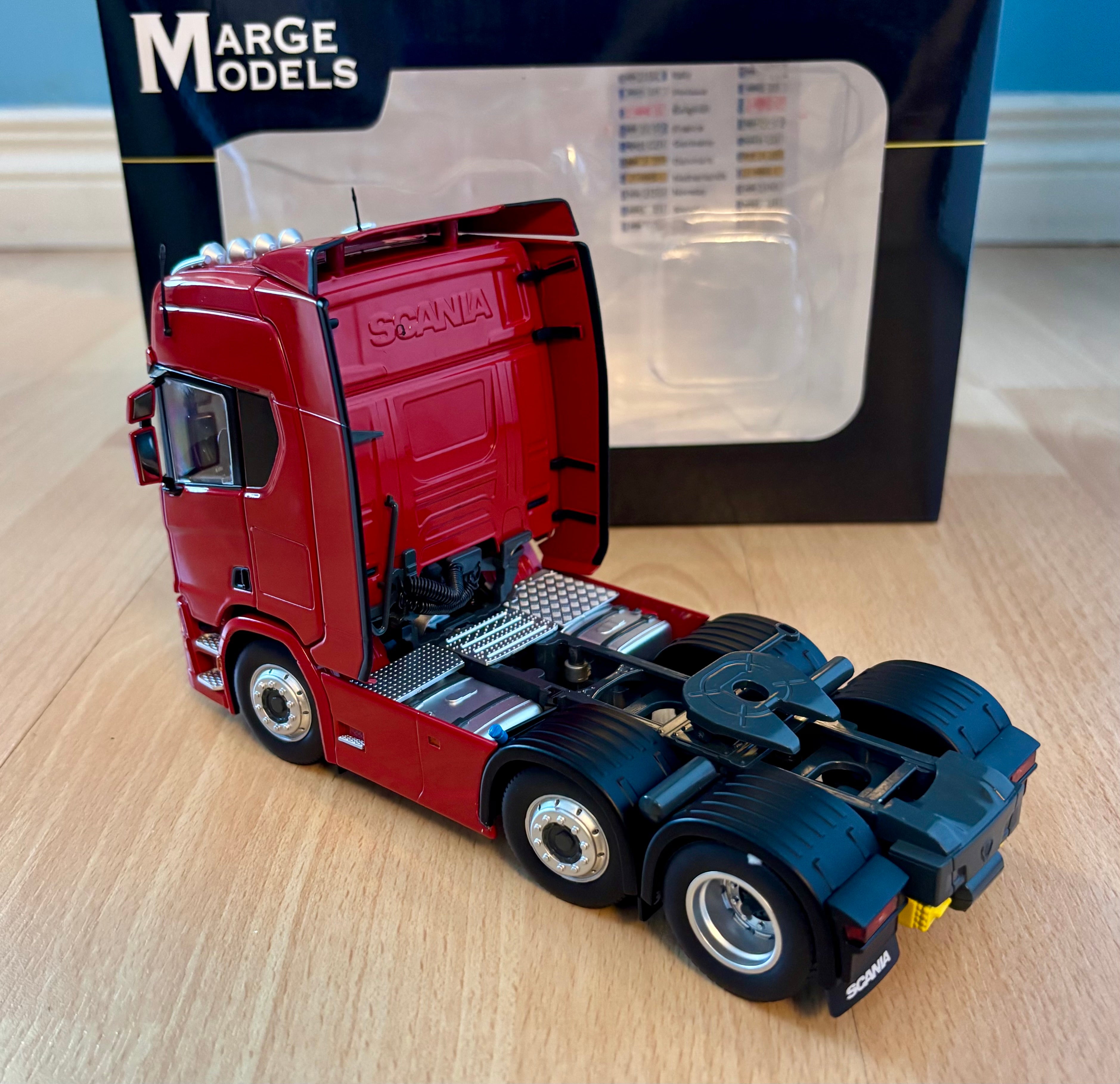 MARGE MODELS 1:32 SCALE SCANIA R500 6X2 LORRY IN RED
