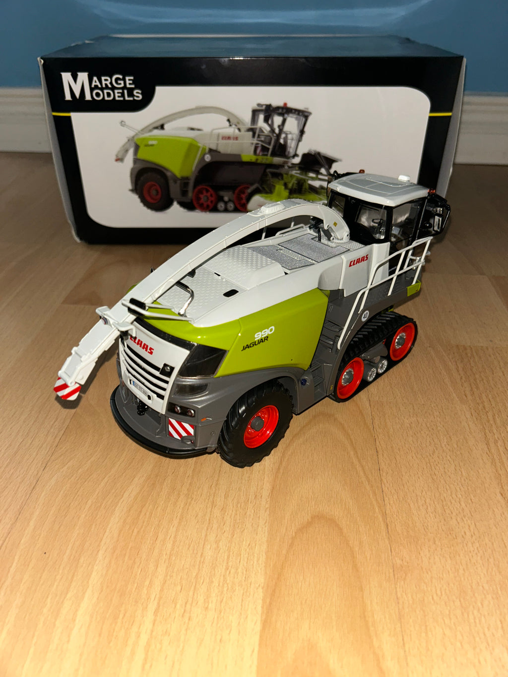 Marge Models Claas Jaguar 990 Terra Track Forage harvester 1:32 Scale