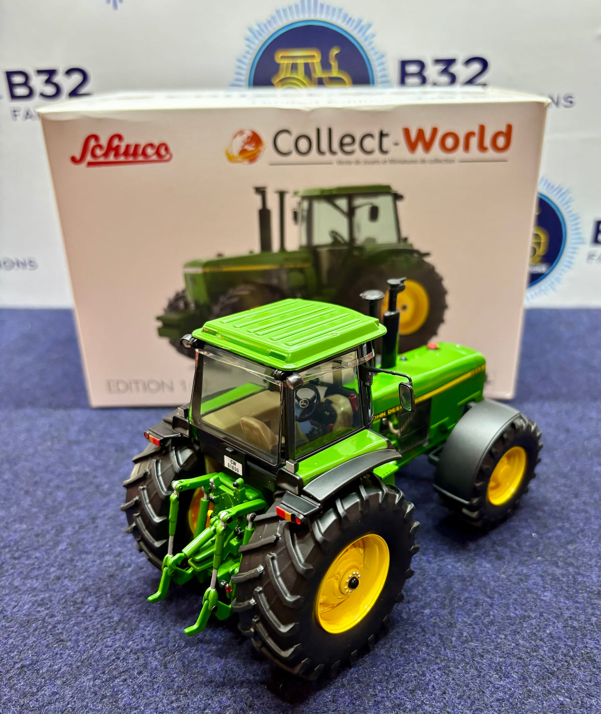 SCHUCO 1:32 SCALE JOHN DEERE 4955 TRACTOR - LIMITED EDITION
