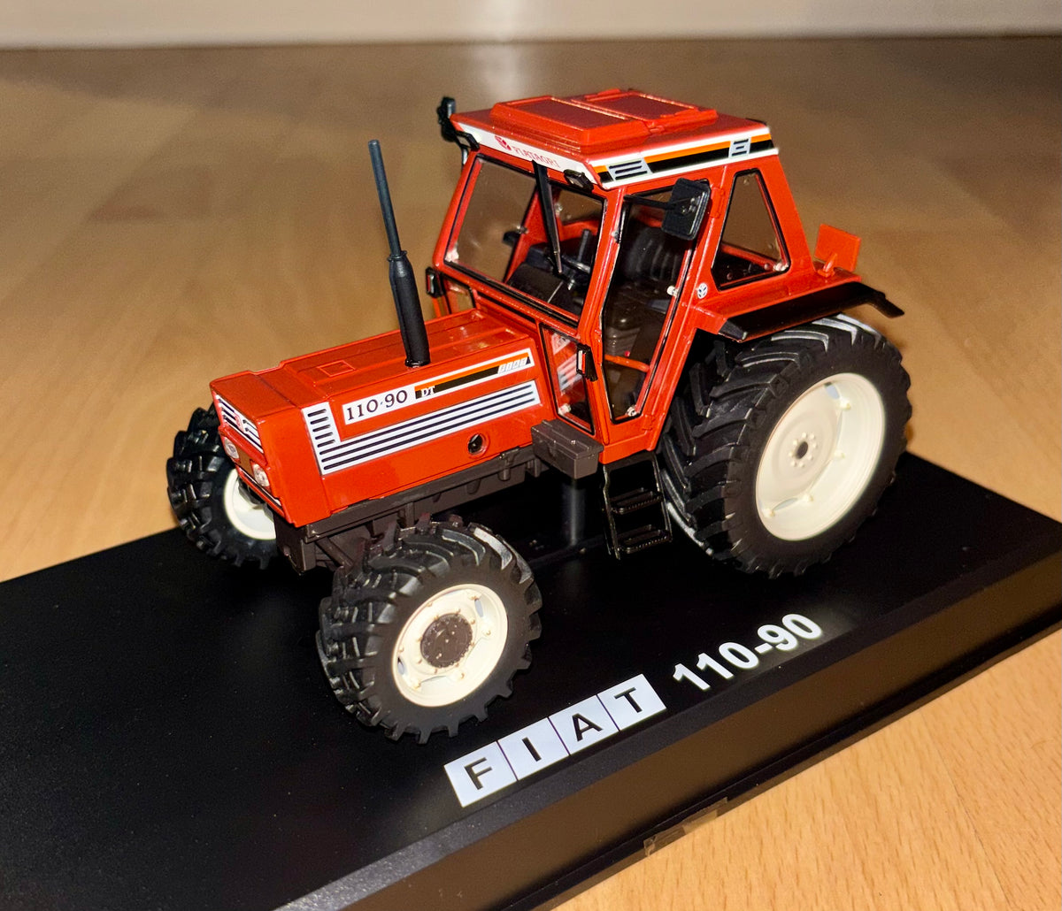 REPLICAGRI 1:32 SCALE FIAT 110-90 4WD TRACTOR