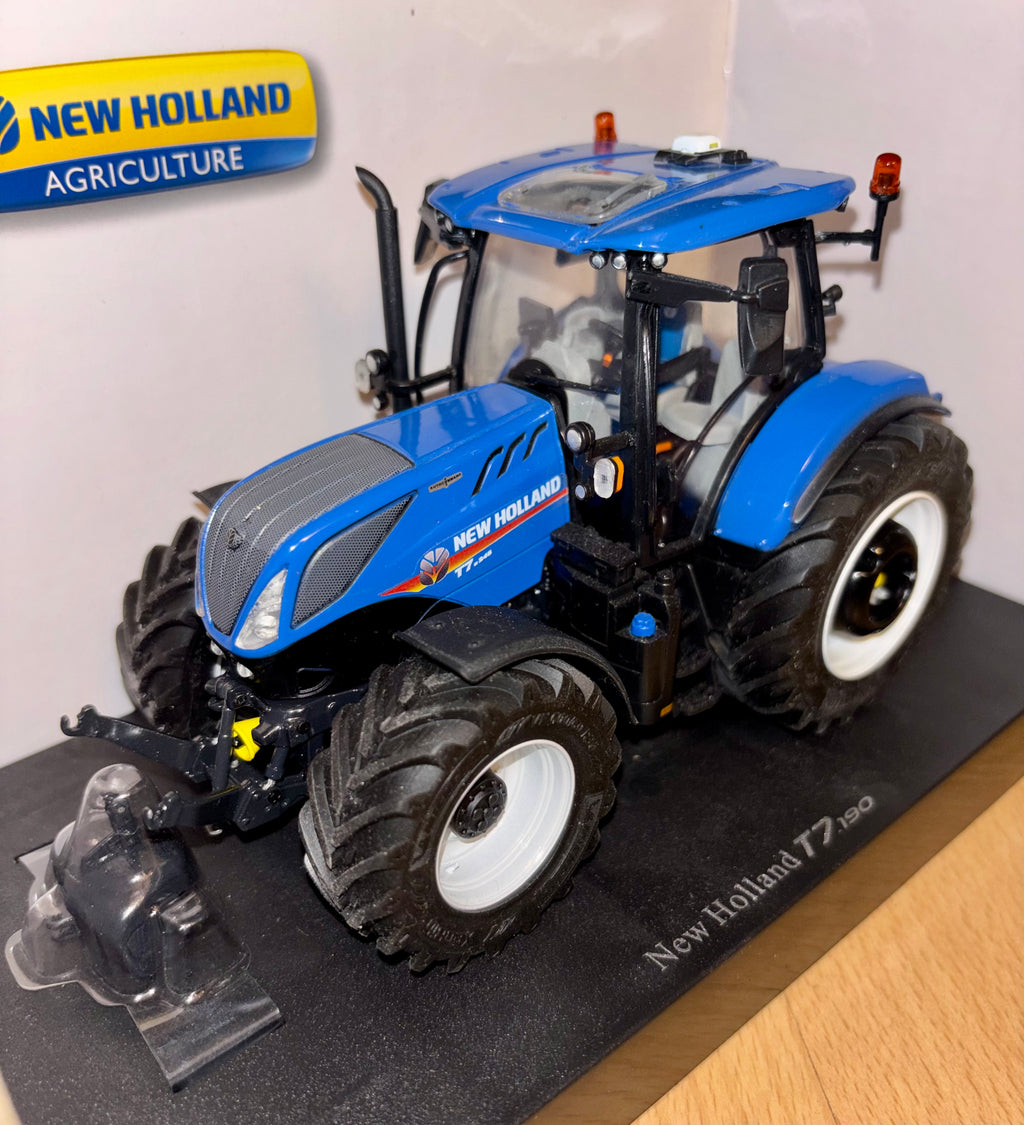 Universal Hobbies New Holland T7.245 Conversion 1:32 Scale - P32 Wheels