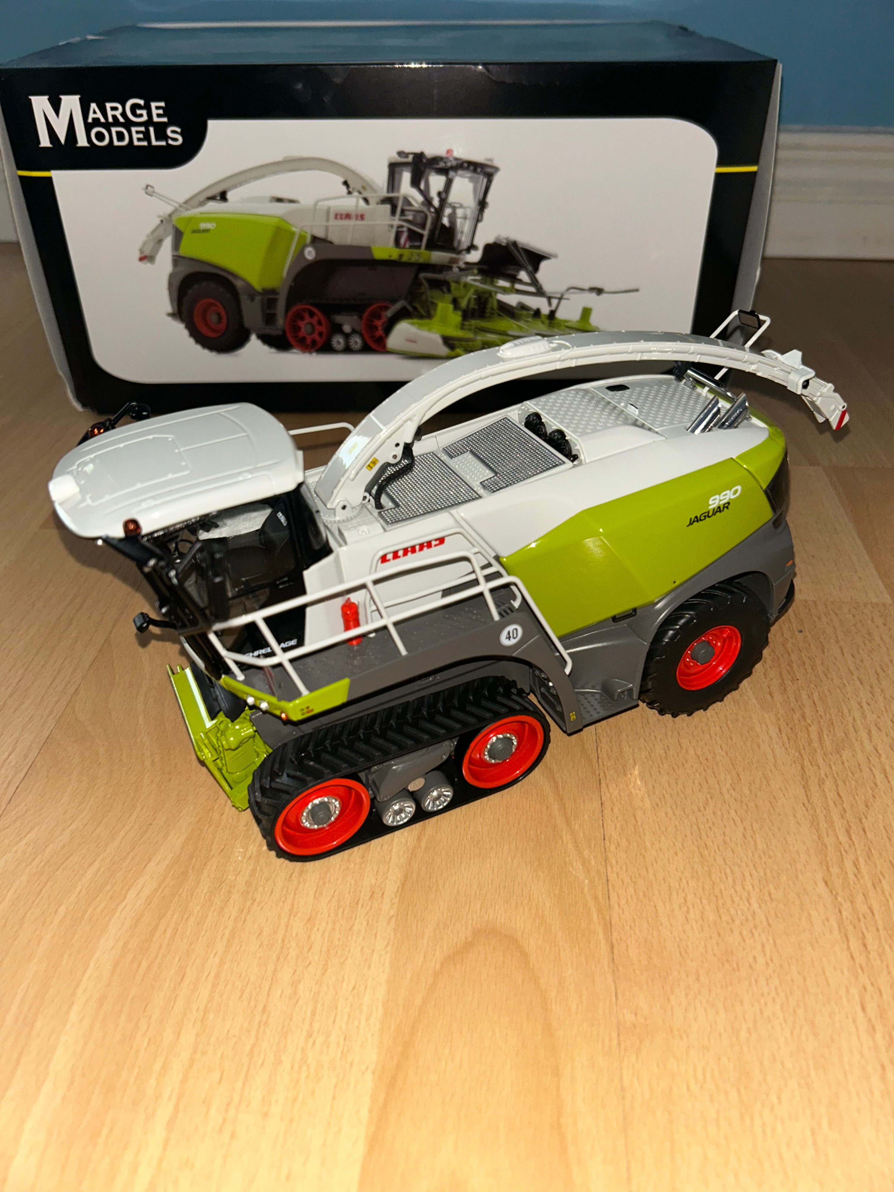 Marge Models Claas Jaguar 990 Terra Track Forage harvester 1:32 Scale