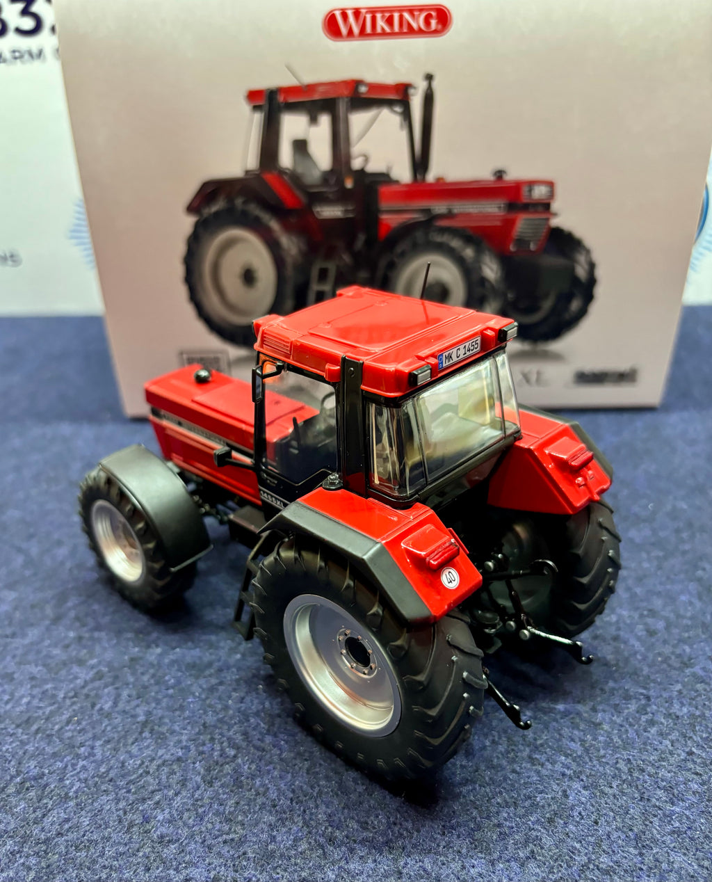 WIKING CASE IH 1455 XL TRACTOR 1:32 SCALE