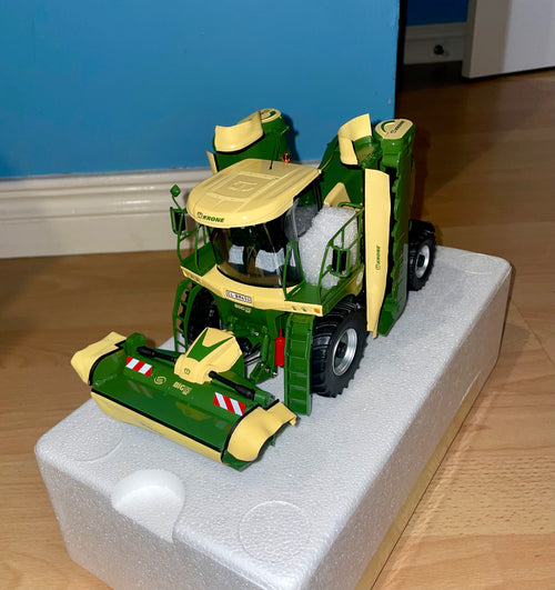KRONE BIG M 450 1:32 Scale Model