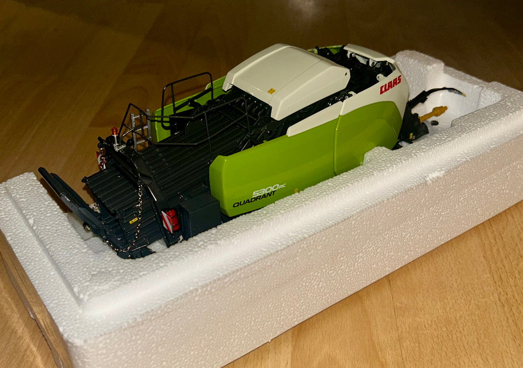 ROS CLAAS QUADRANT 5300 RC BIG SQUARE BALER 1:32 SCALE