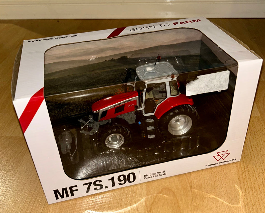 UNIVERSAL HOBBIES MASSEY FERGUSON 7S.190 1:32 - UH6412