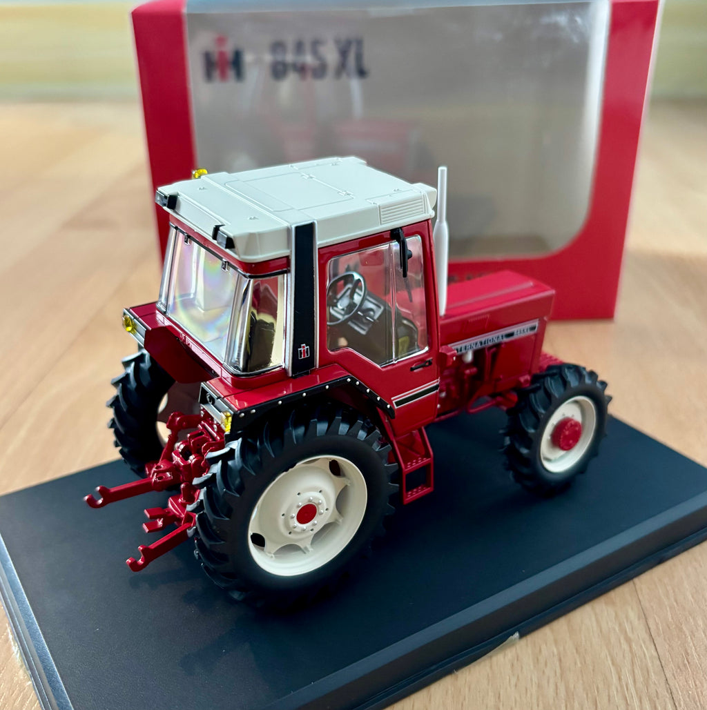 Replicagri International 845XL 4WD Tractor 1:32 Scale
