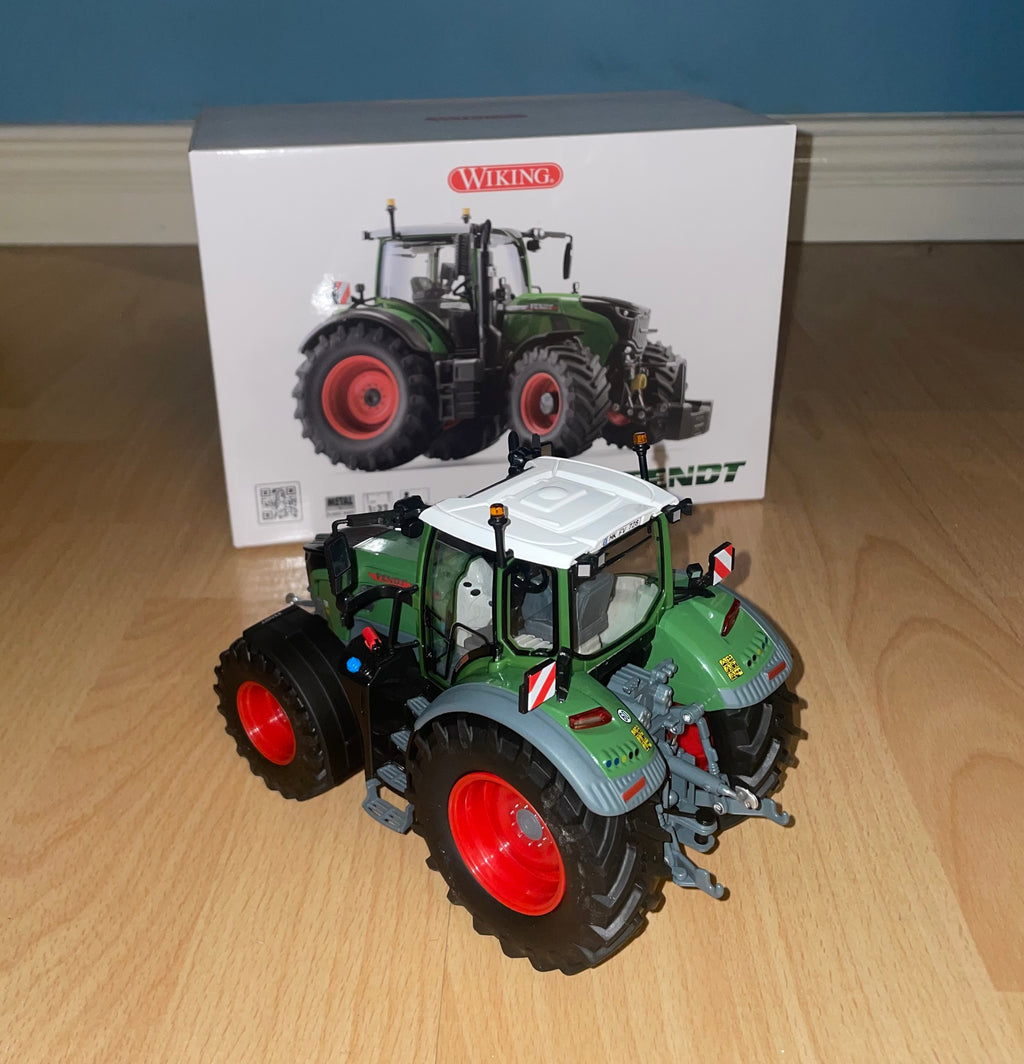 WIKING 1:32 SCALE FENDT 728 VARIO WITH FRONT WEIGHT