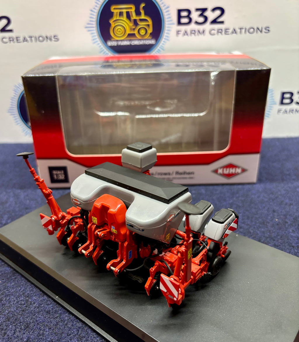 REPLICAGRI KUHN KOSMA TS 6 ROW DRILL WITH GREY HOPPERS 1:32 SCALE