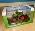 UNIVERSAL HOBBIES 1:32 SCALE FENDT 620 VARIO TRACTOR