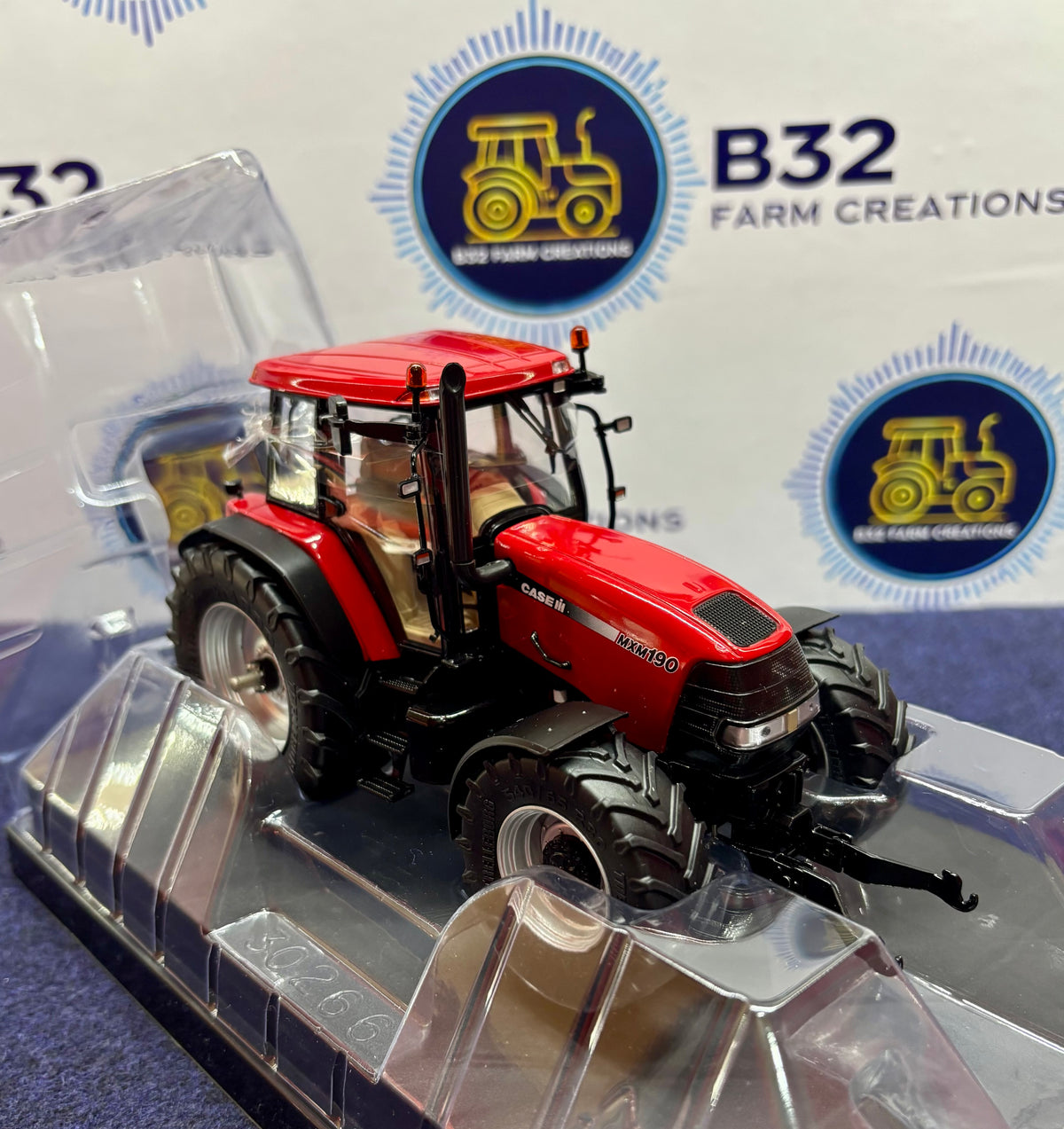 ROS 1:32 SCALE CASE IH MXM 190 COMPLETE WITH FRONT LINKAGE