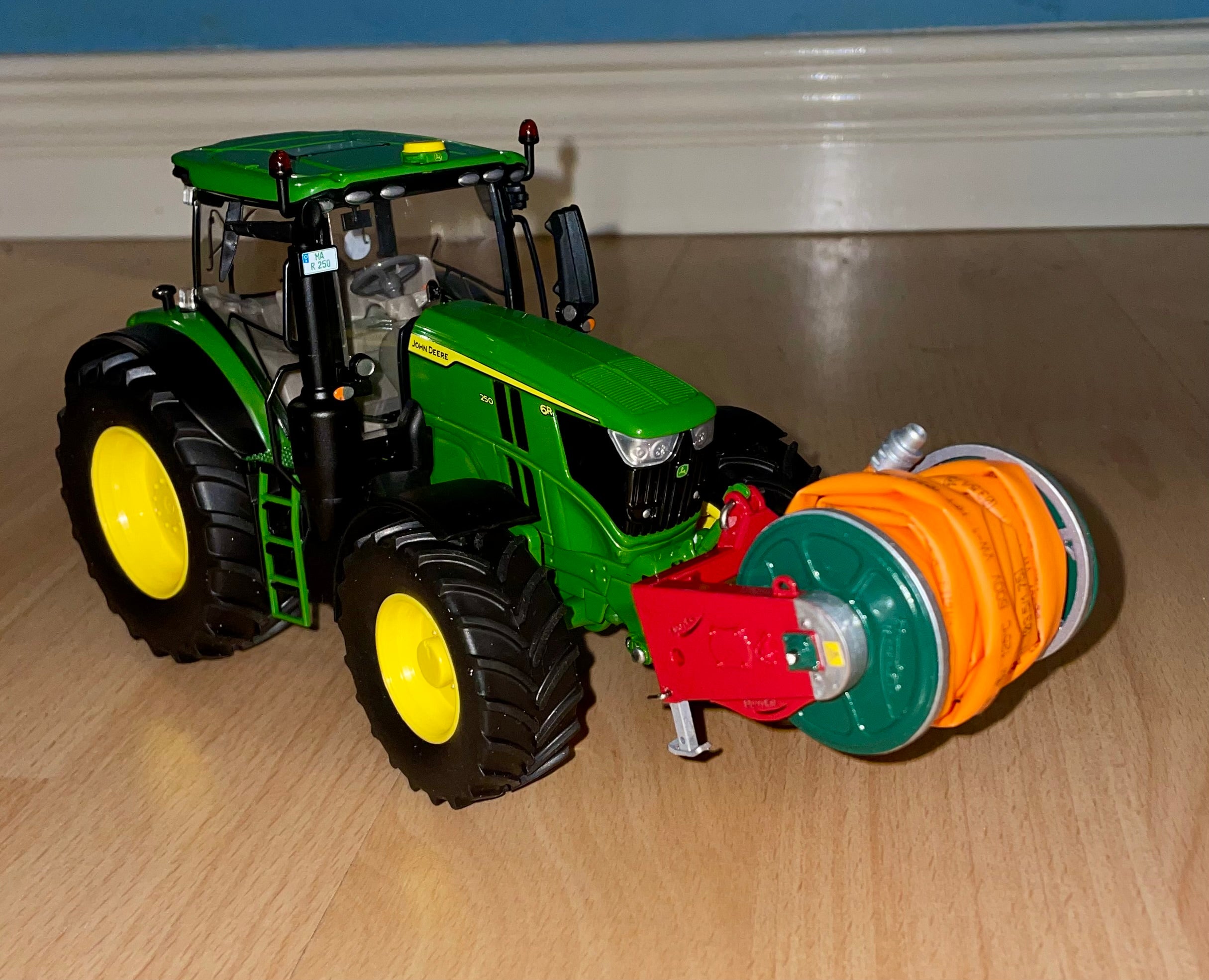 Scratchbuilt 600m umbilical Front Reeler 1:32 Scale