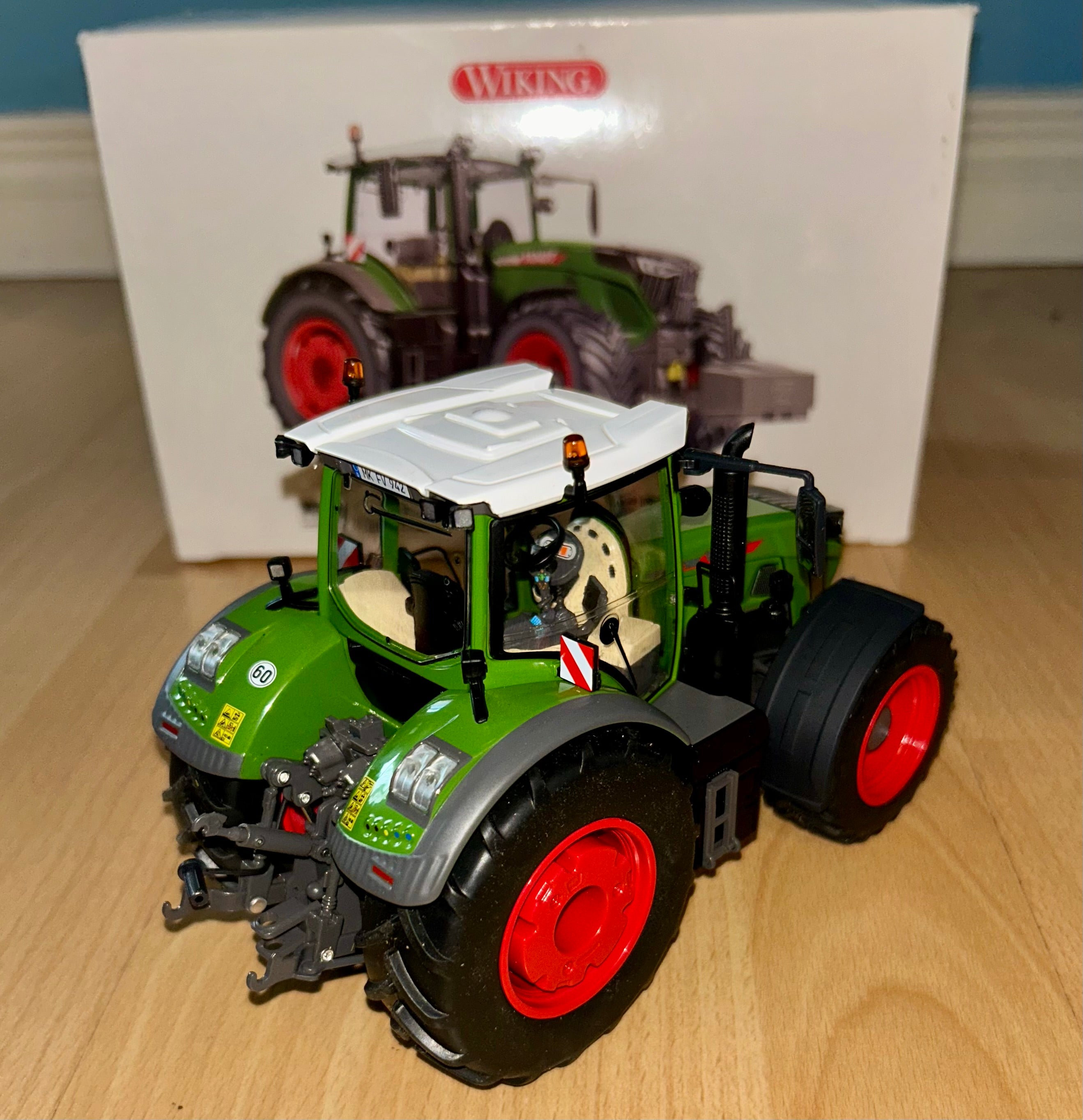 WIKING FENDT 942 VARIO 2023 1:32 SCALE