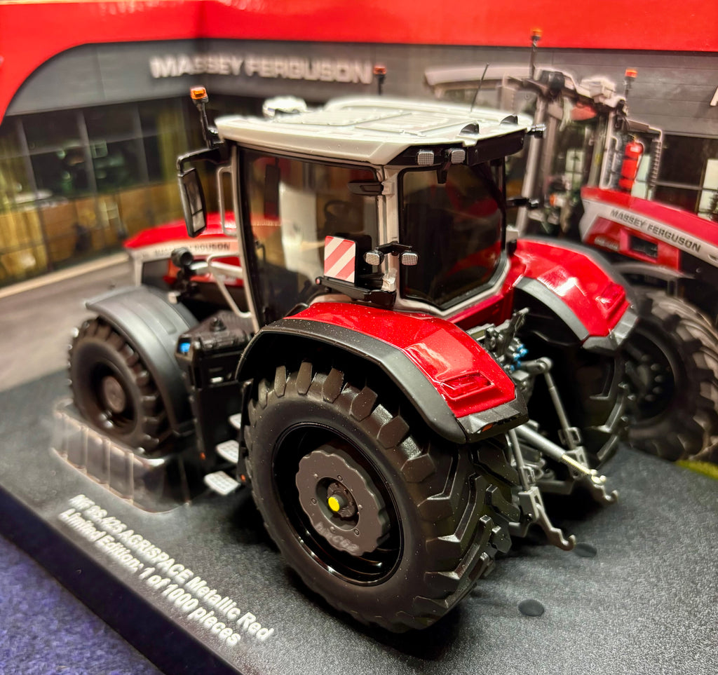 UNIVERSAL HOBBIES 1:32 SCALE MASSEY FERGUSON 9S.425 FINISHED IN METALLIC RED
