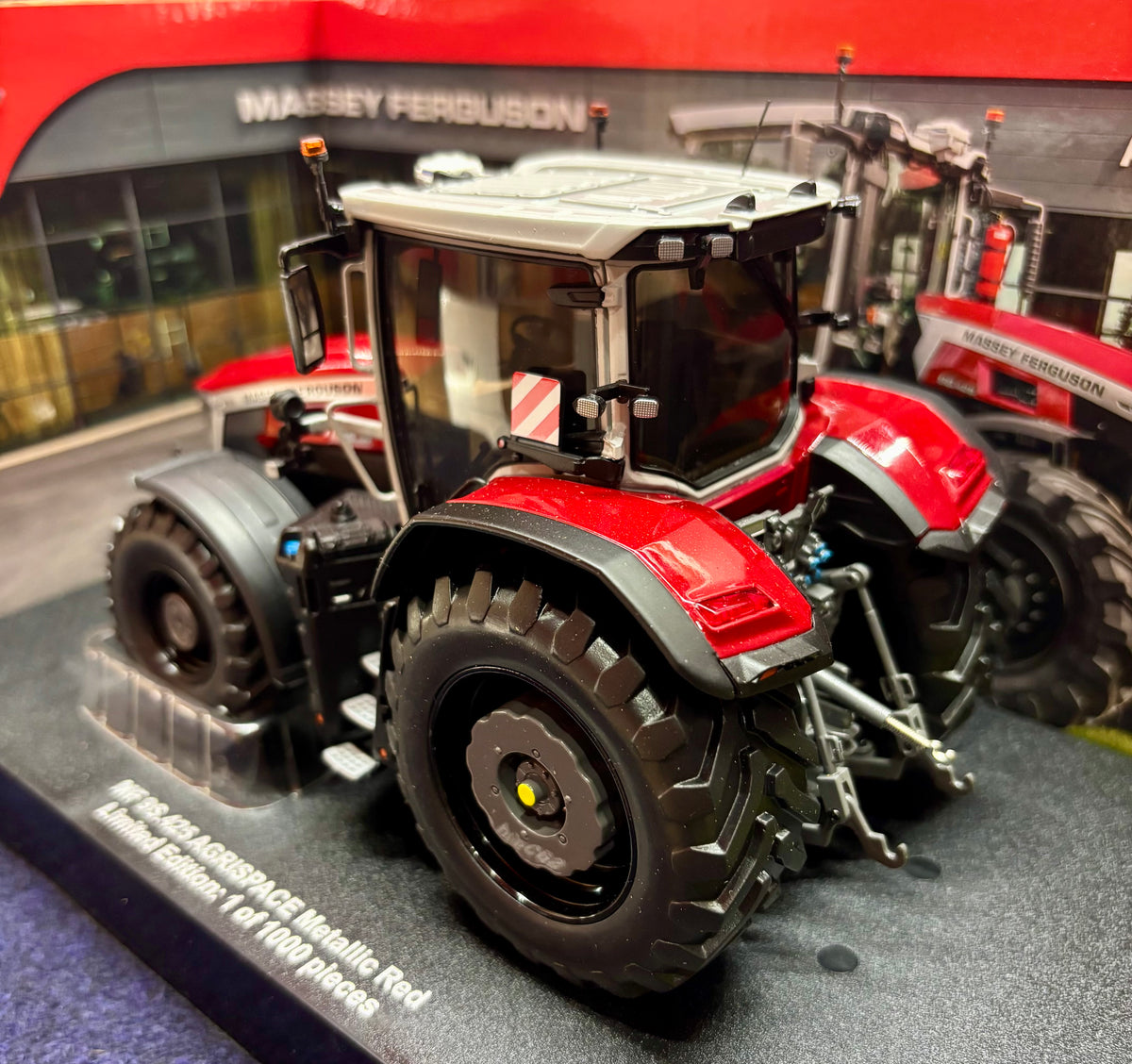 UNIVERSAL HOBBIES 1:32 SCALE MASSEY FERGUSON 9S.425 FINISHED IN METALLIC RED