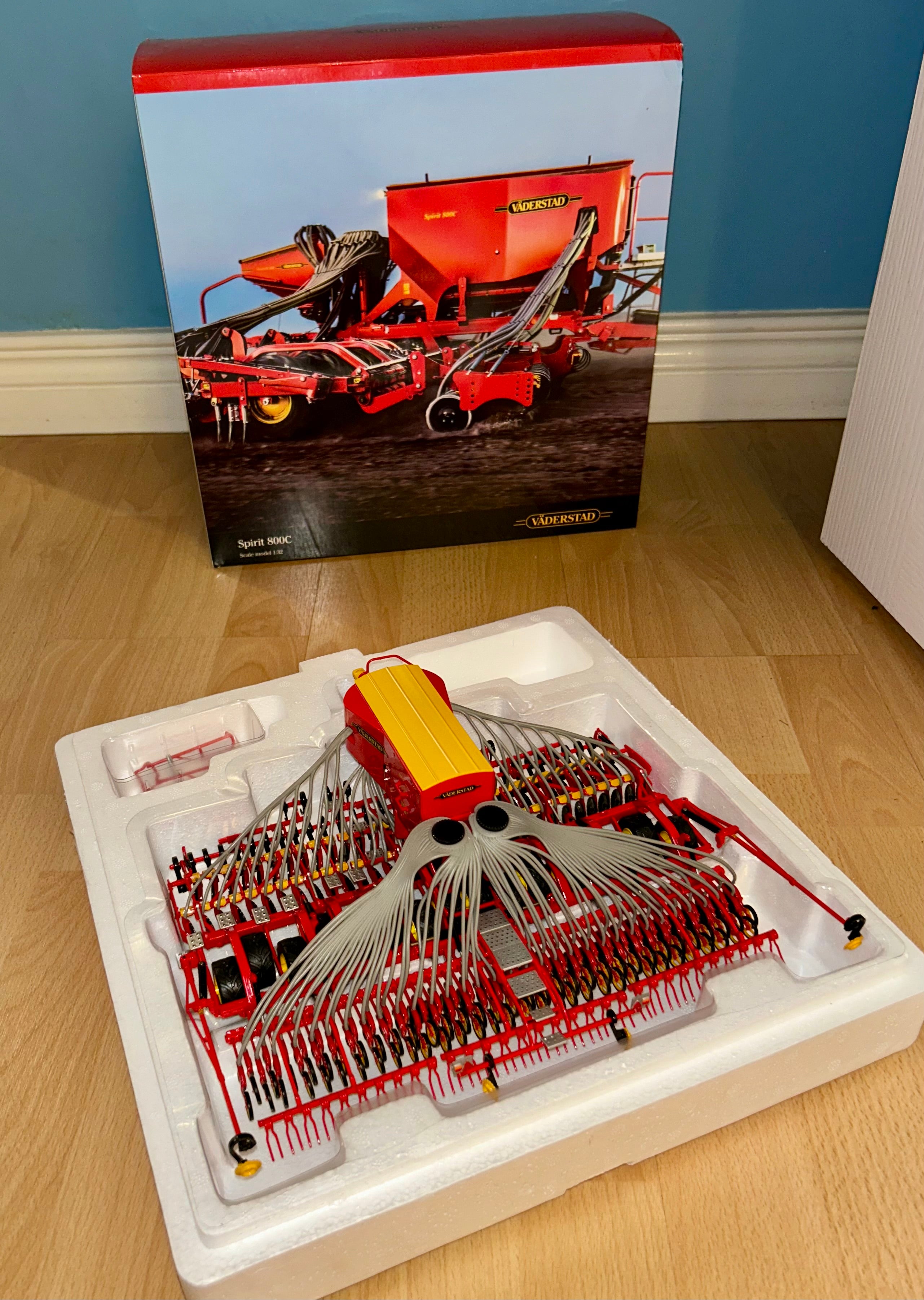 ROS 1:32 SCALE VADERSTAD SPIRIT 800C DRILL