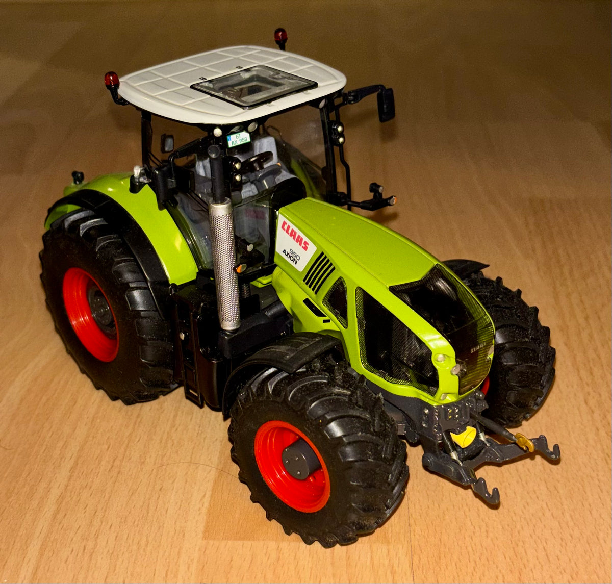 WIKING CLAAS AXION 950 1:32 SCALE - NO BOX