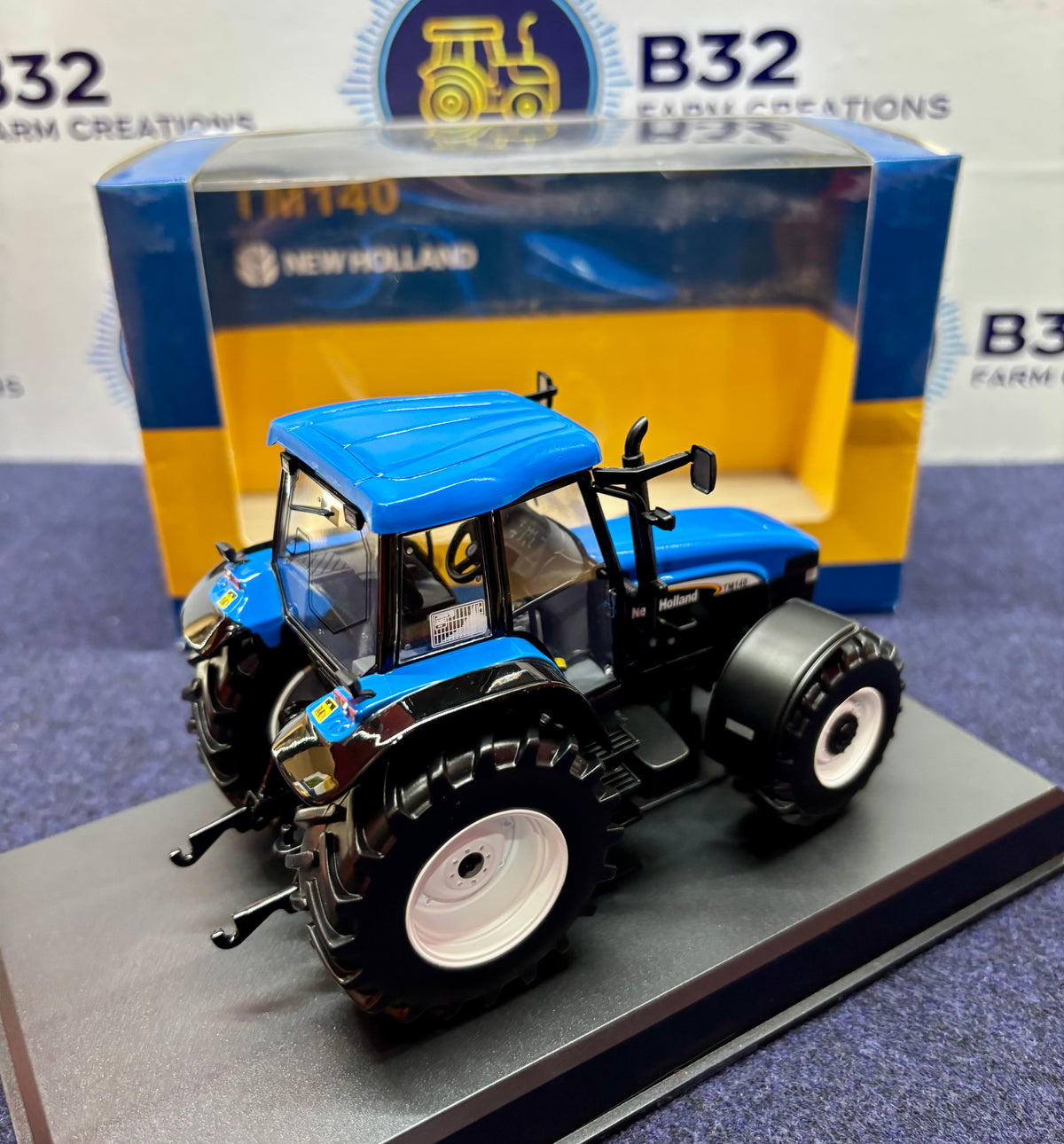 REPLICAGRI NEW HOLLAND TM140 TRACTOR 1:32 SCALE