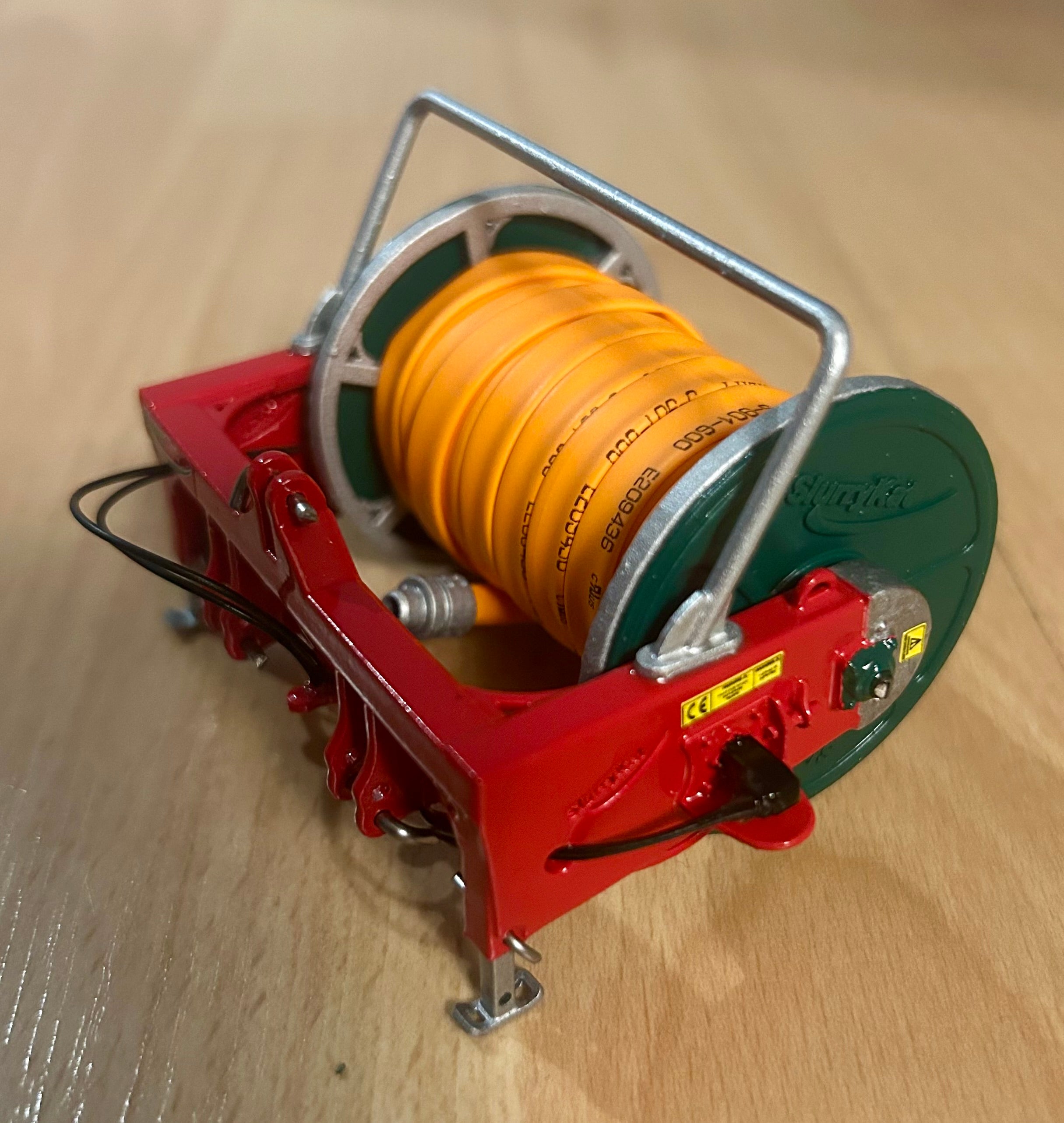 Galvanised Crash Bar - For 1000m Front Reeler 1:32 Scale