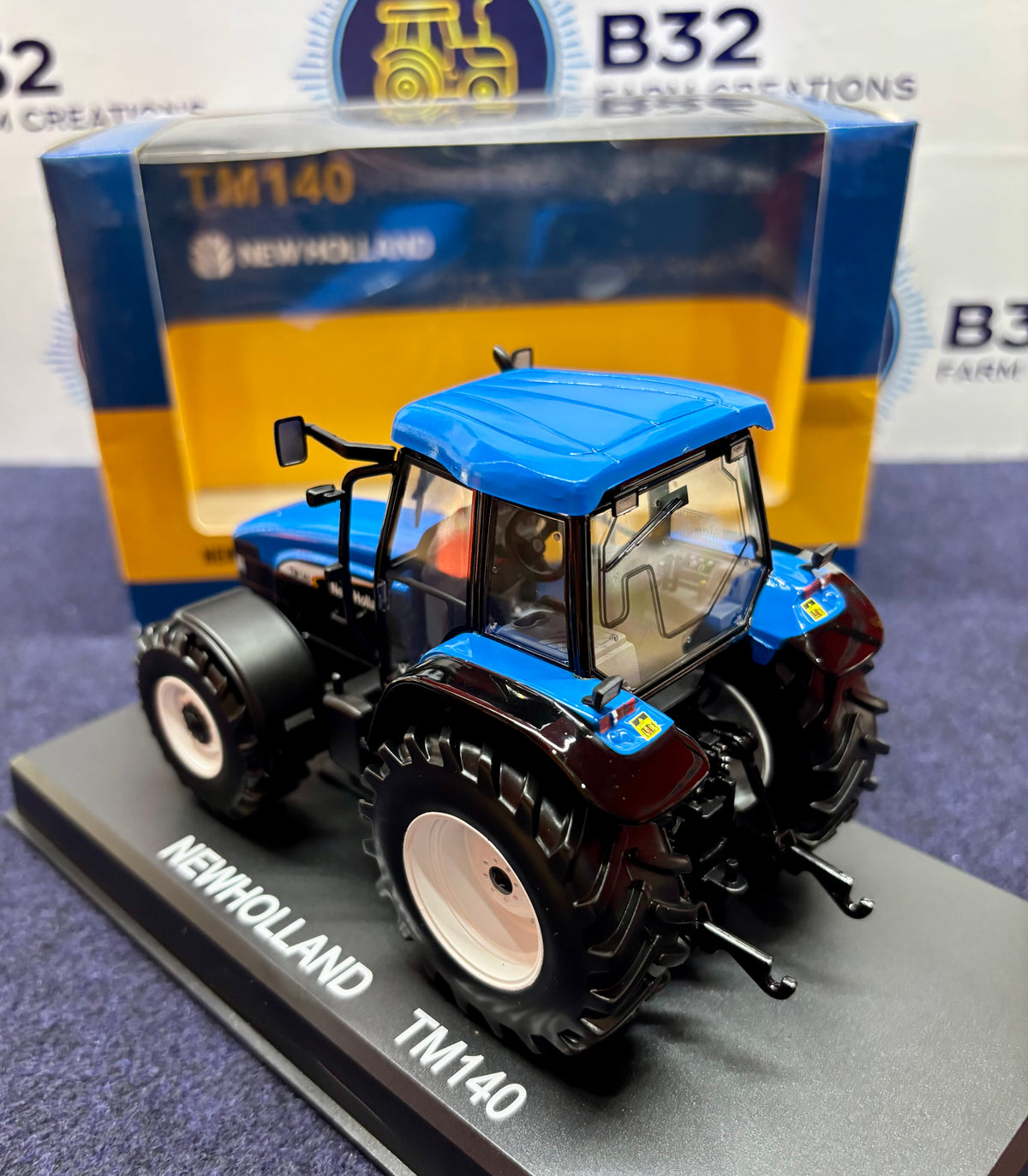 REPLICAGRI NEW HOLLAND TM140 TRACTOR 1:32 SCALE