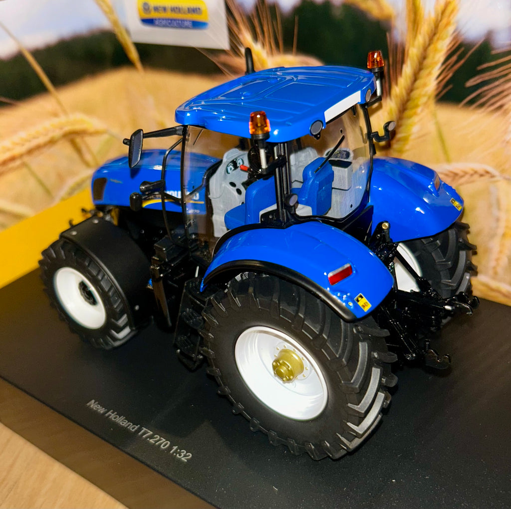 ROS 1:32 SCALE NEW HOLLAND T7.270 AUTO COMMAND TRACTOR