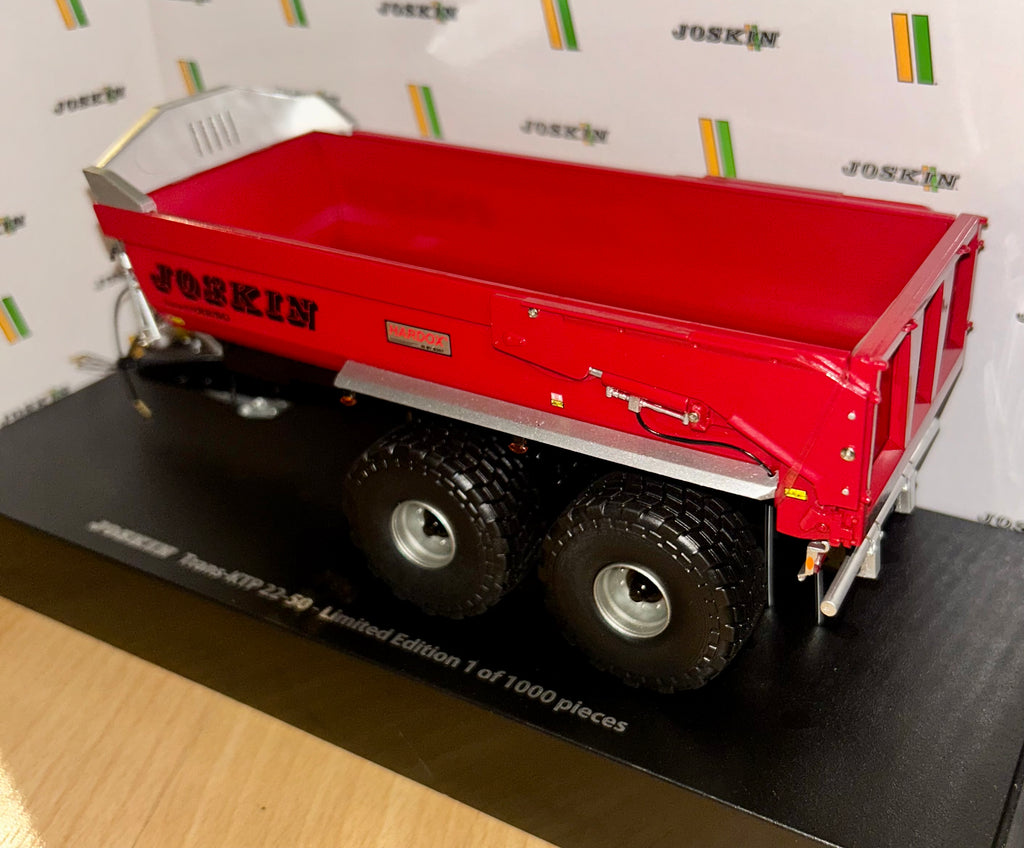 UNIVERSAL HOBBIES 1:32 SCALE JOSKIN TRANS-KTP 22/50 RED - LIMITED EDITION