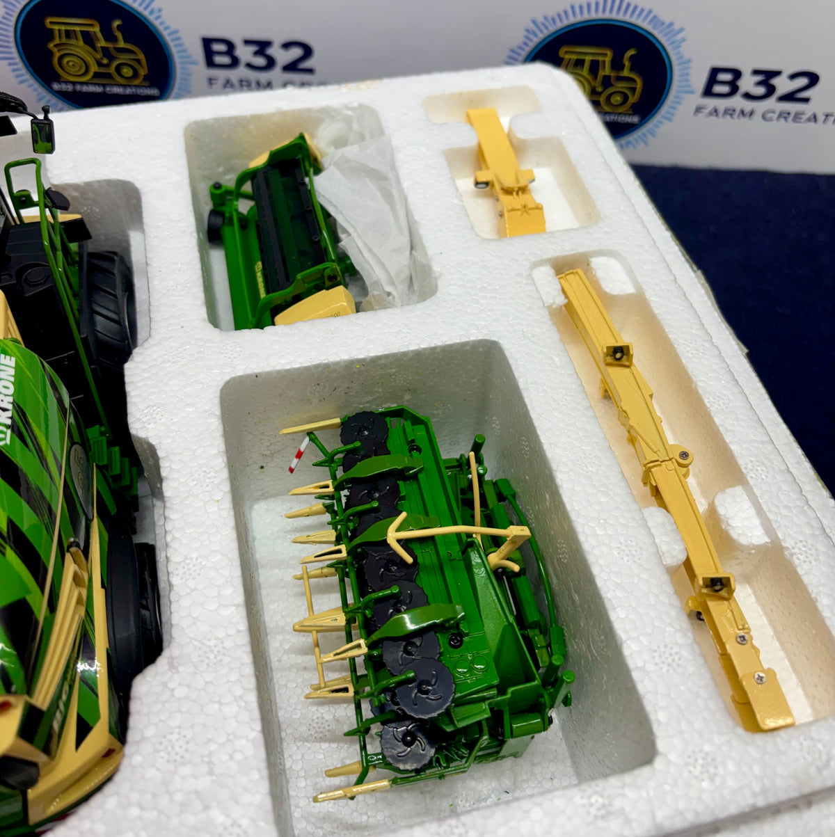 ROS Krone Big X 1180 1:32 Scale Harvester - Farmhand Limited Edition