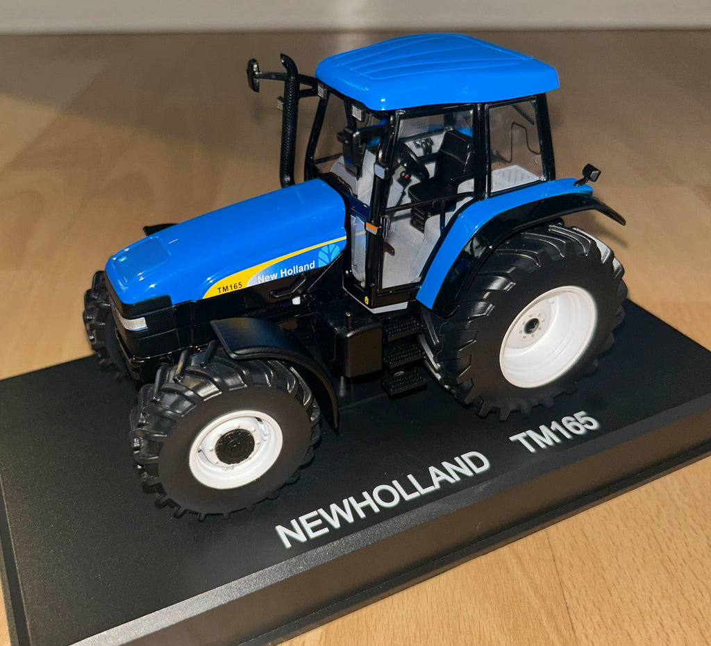 REPLICAGRI NEW HOLLAND TM165 TRACTOR 1:32 SCALE